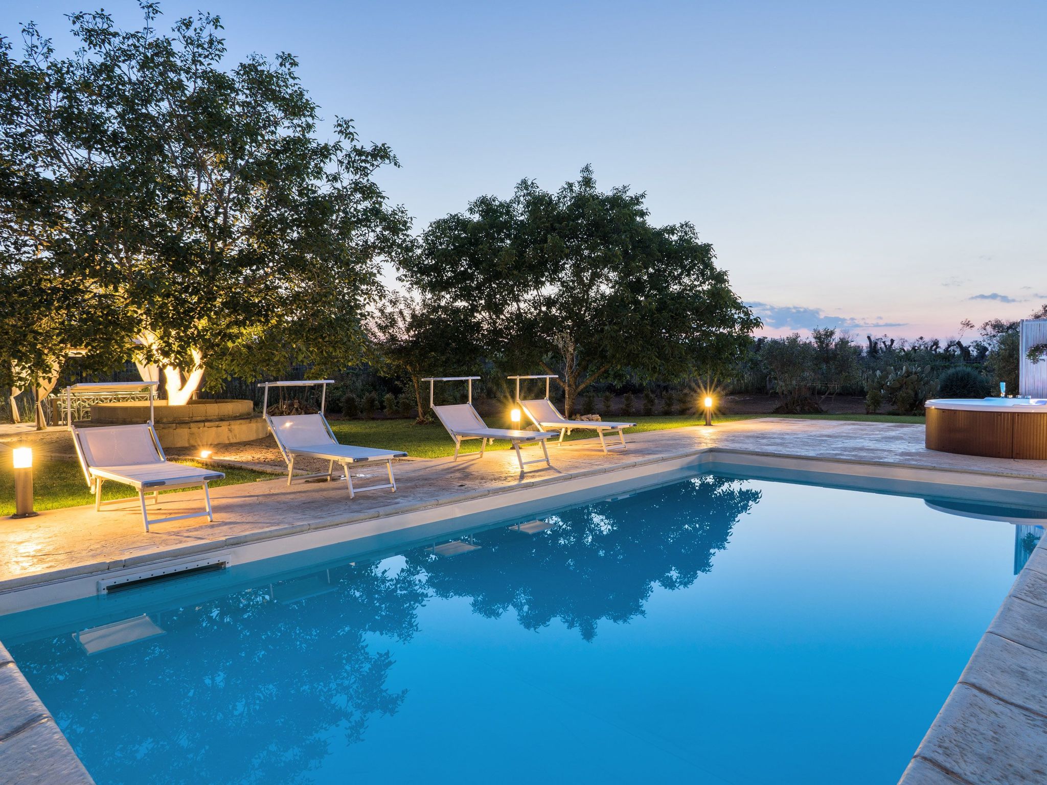 Furneddhri, trullo Fico-Dedans