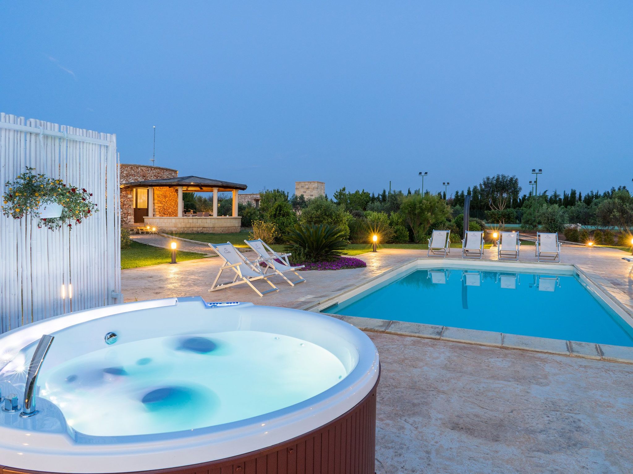 Furneddhri, trullo Fico-Dedans