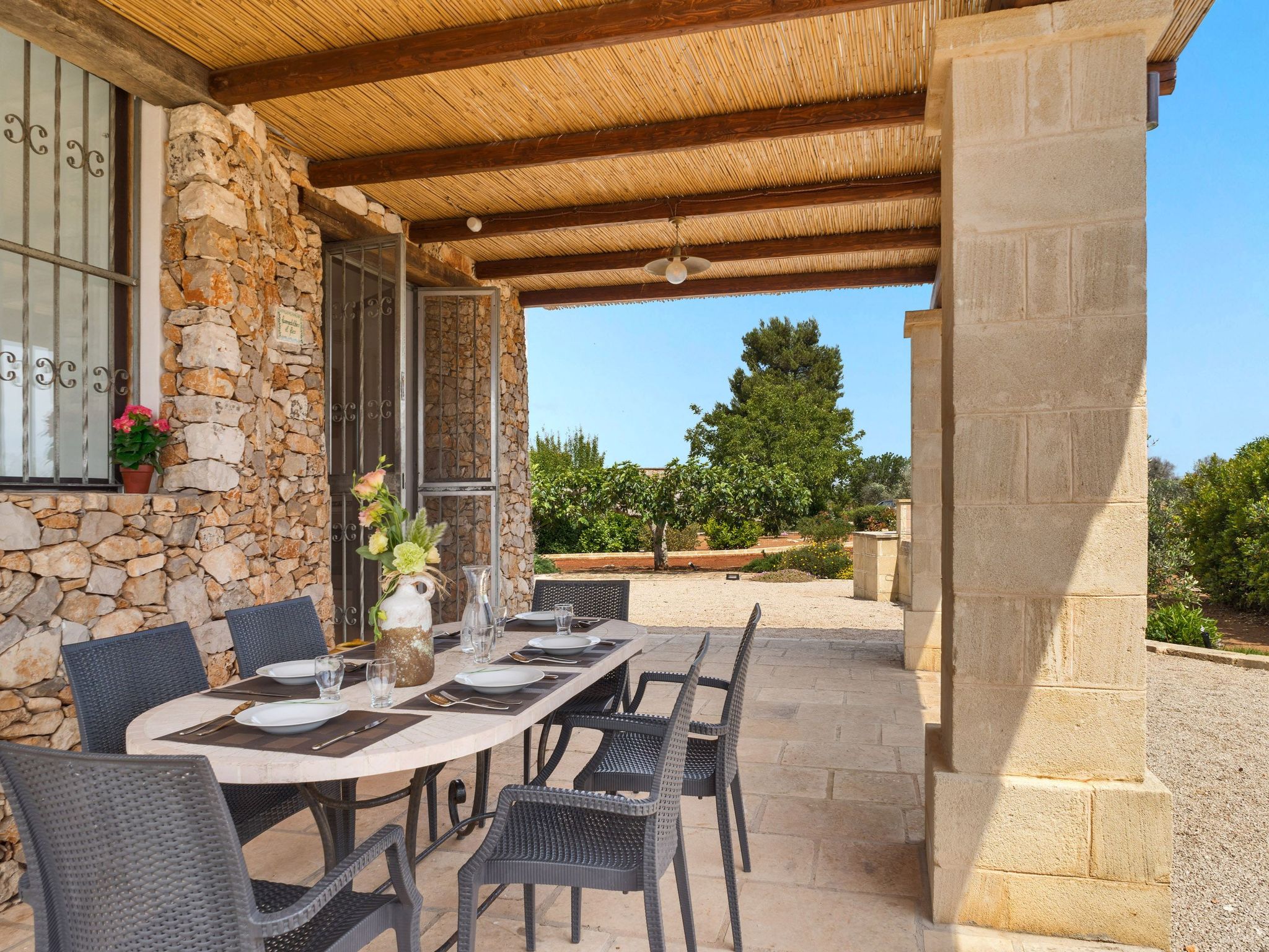 Furneddhri, trullo Fico-Dedans