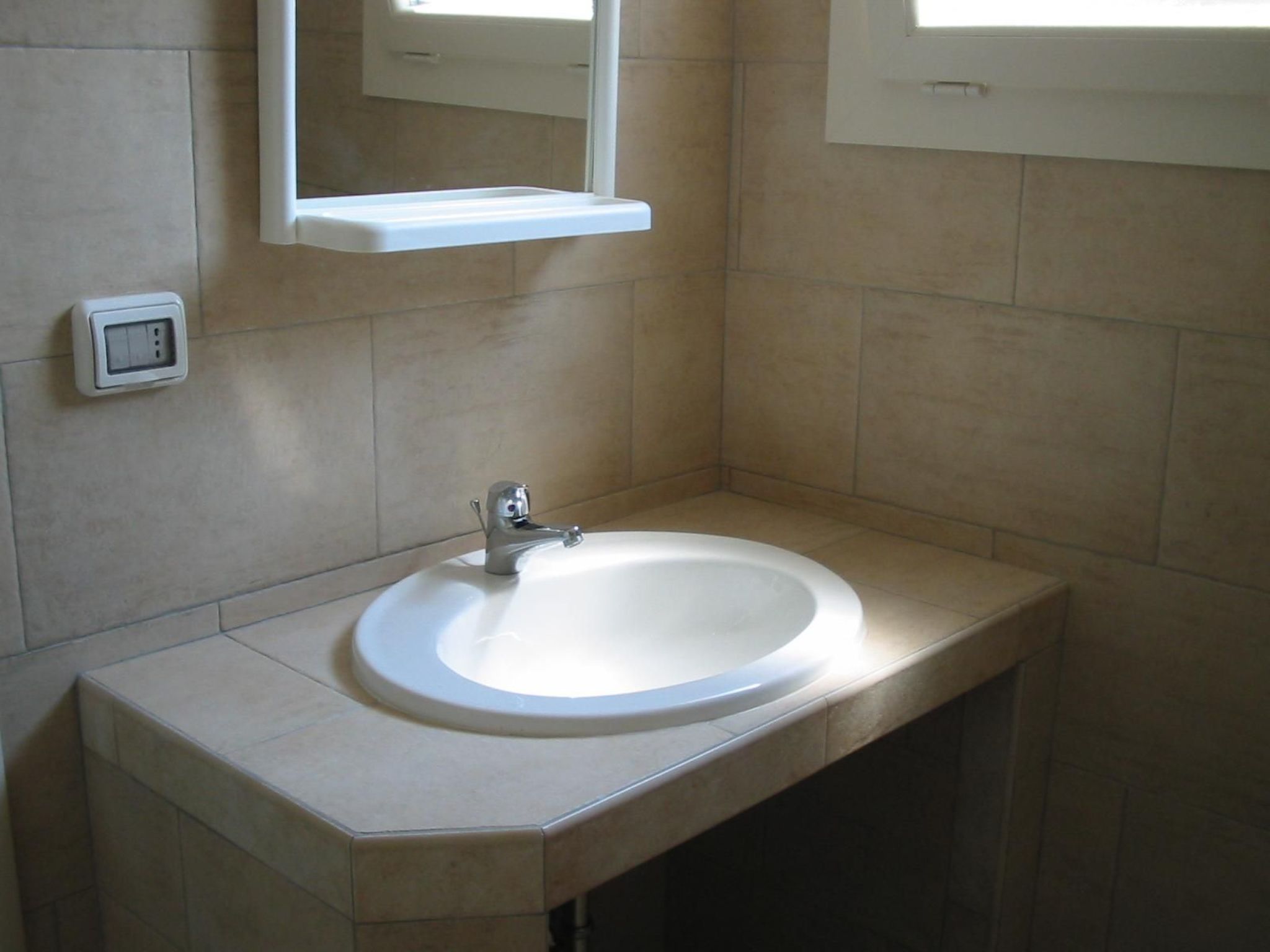 Schönes und gemütliches Studio-Apartment-Drinnen