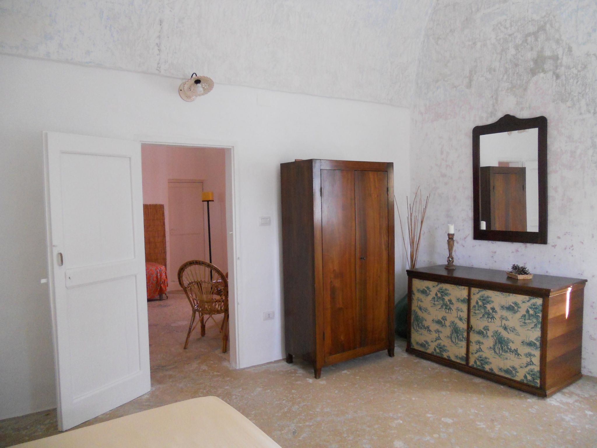 Altes Bauernhaus im Grünen-Inside