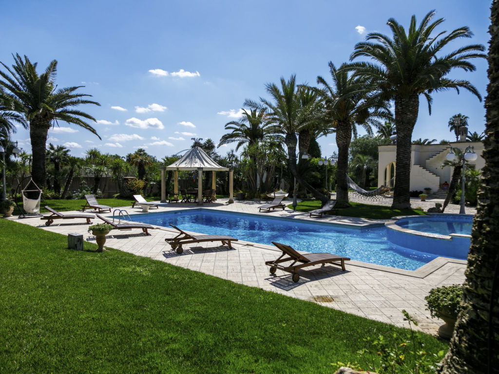Incoronata - LE07505291000003072 — Pool Outdoor