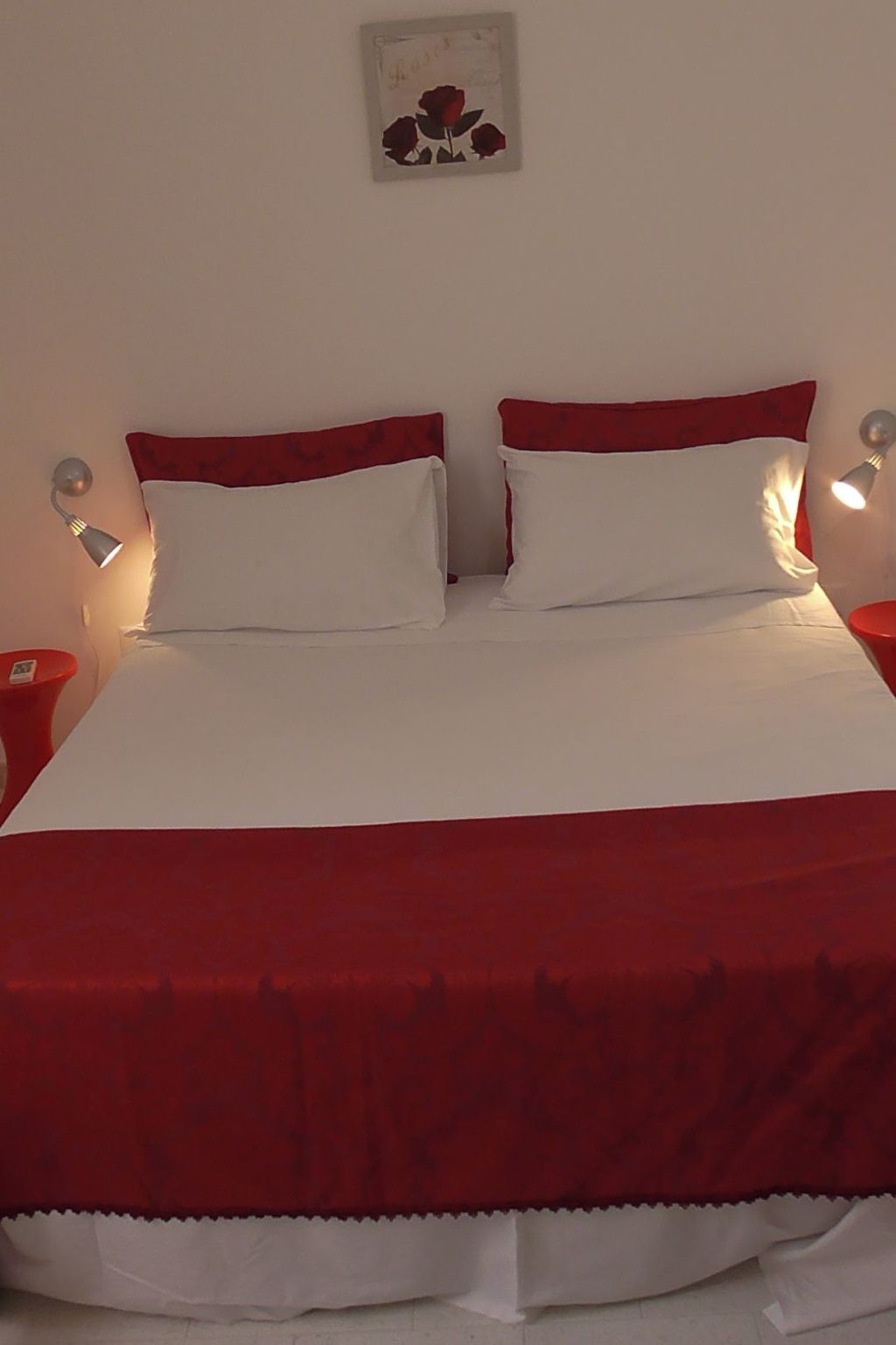 Kleine Villa mit geschlossenem Garten in Parabita-Binnen