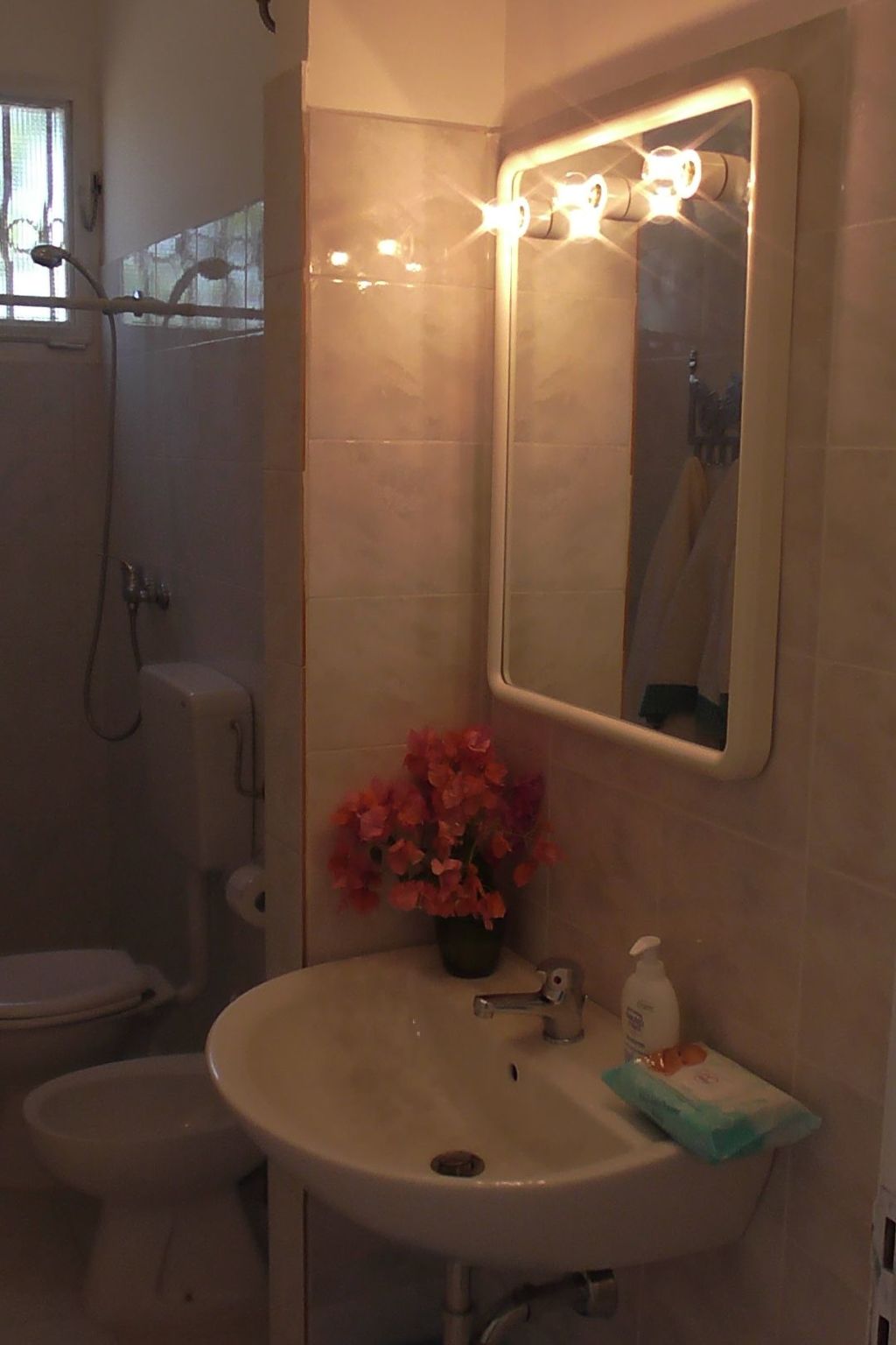 Kleine Villa mit geschlossenem Garten in Parabita-Binnen