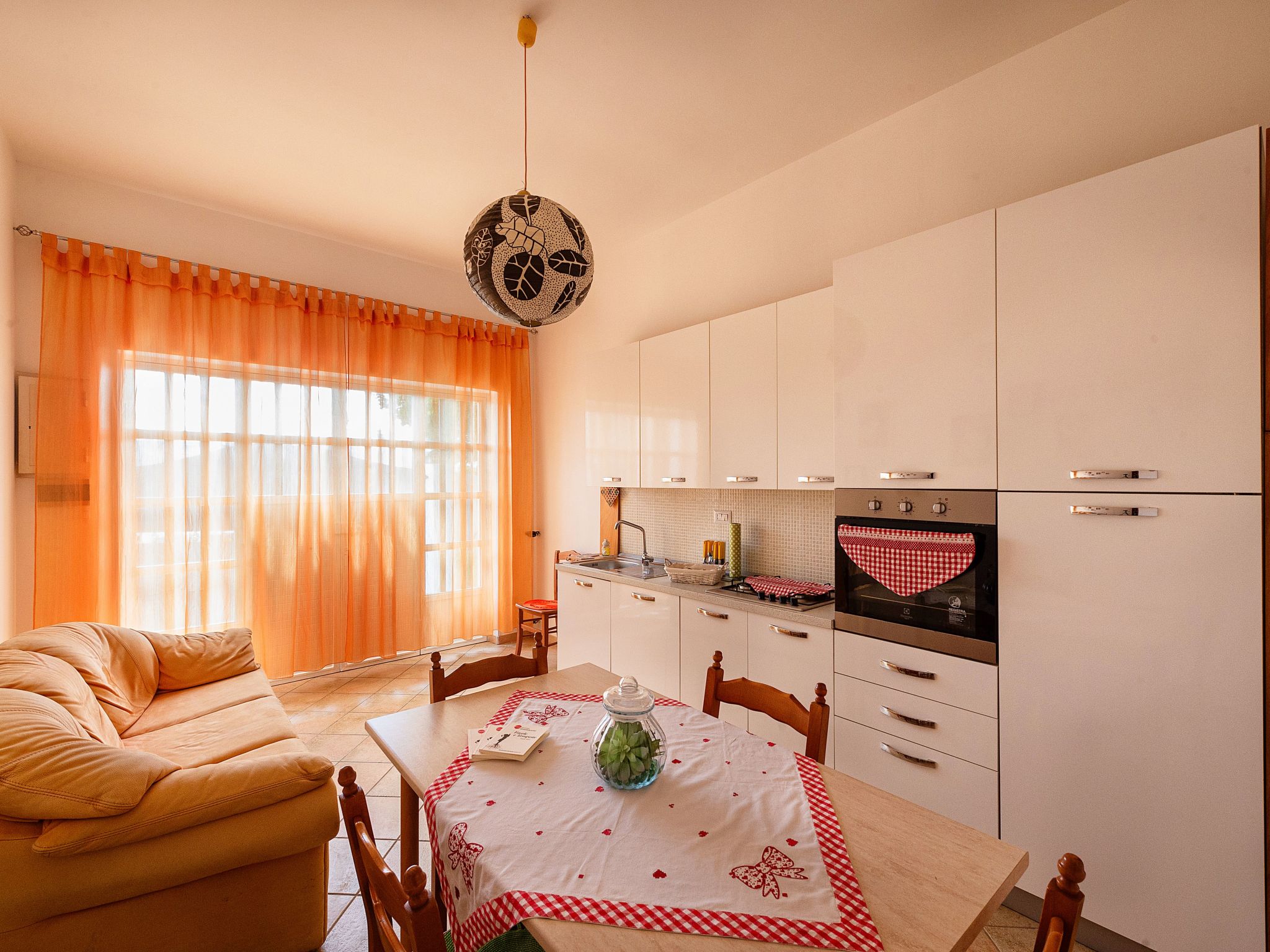 Wohnung 'Serendila' mit Wallbox-Drinnen