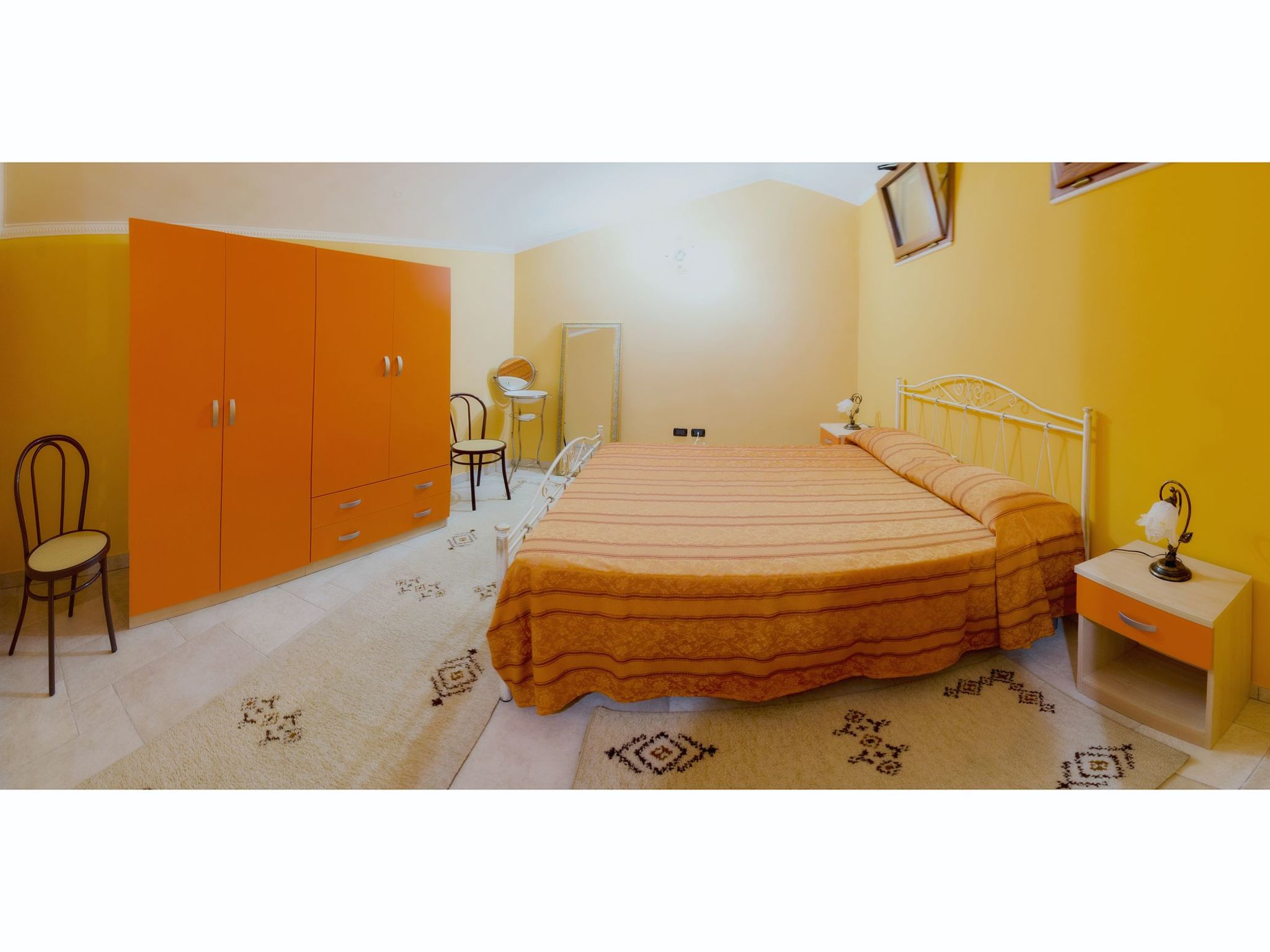 Wohnung in Acquarica Del Capo mit Privatparkplatz