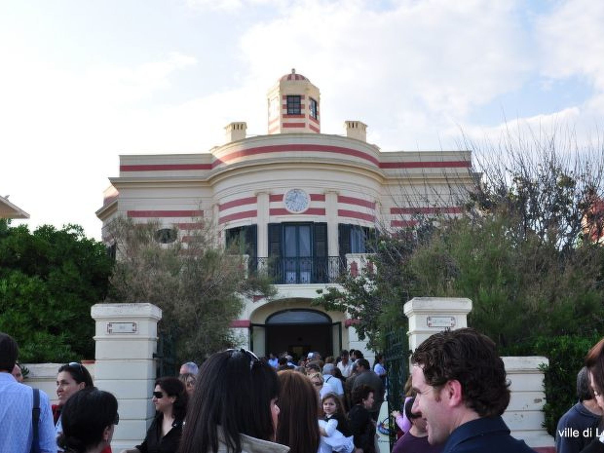 "Felloniche" in der Nähe des Meeres-Binnen