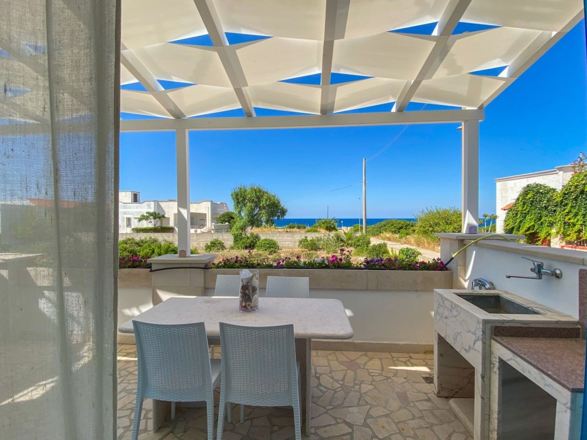 Wohnung mit Wasserblick-Dedans