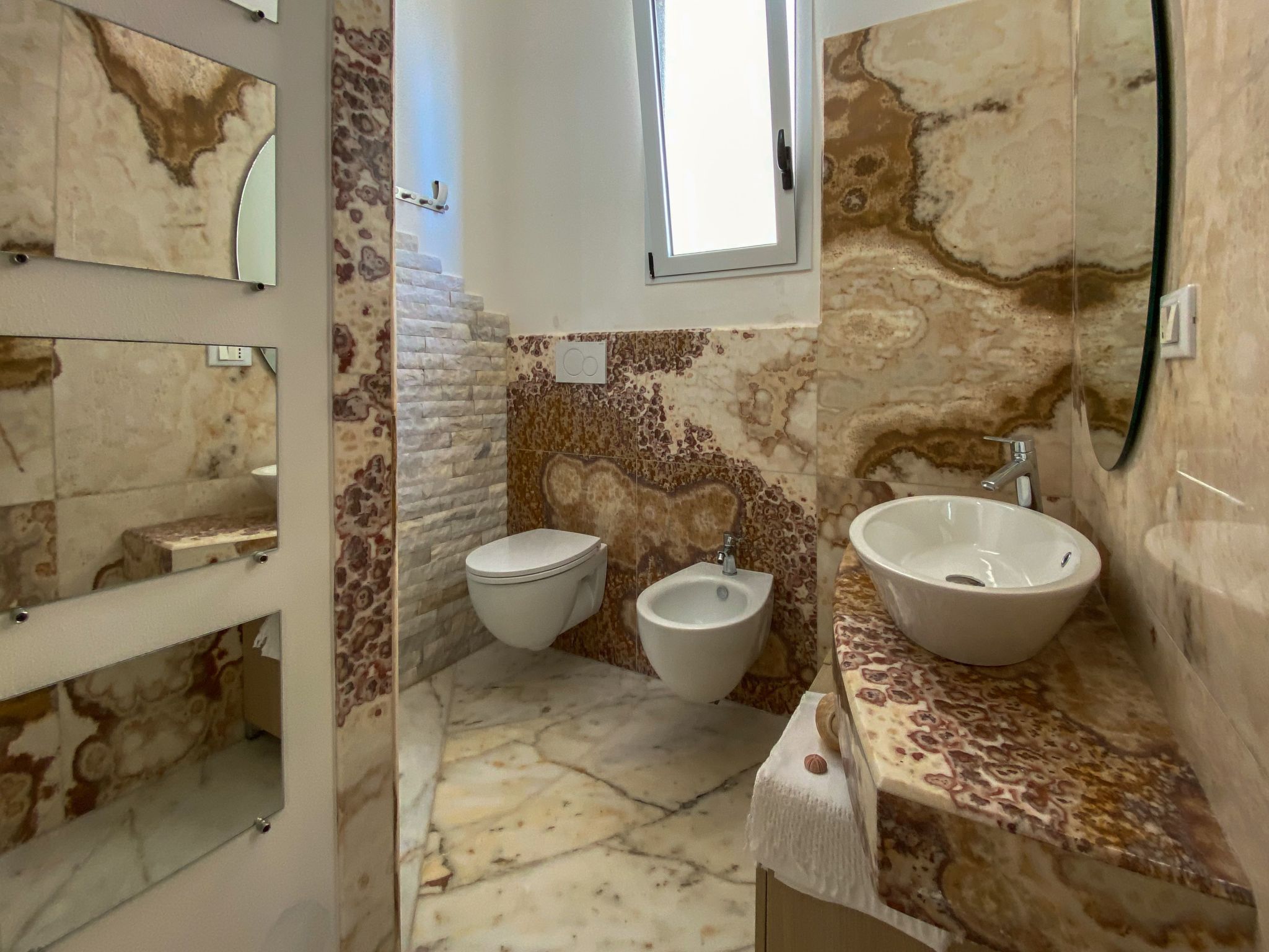 Blaue Wohnung-Drinnen