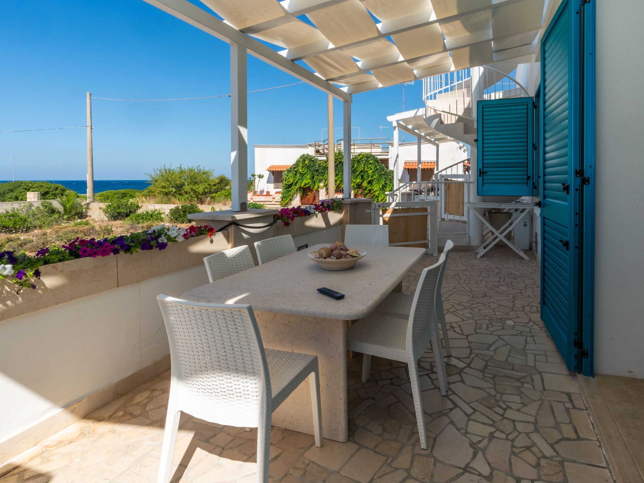 Blaue Wohnung-Drinnen