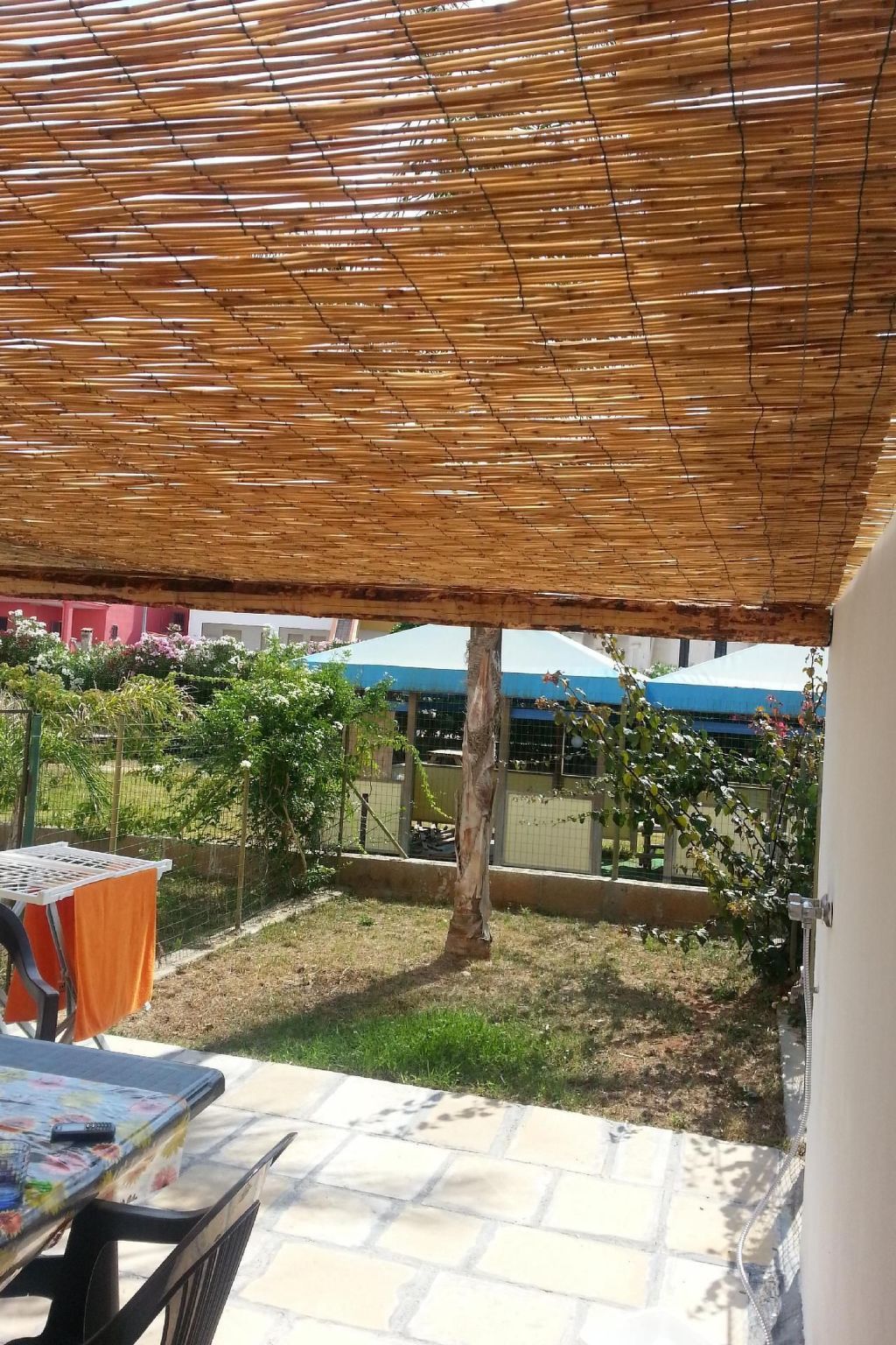 In Torre Mozza mit Terrasse-Drinnen