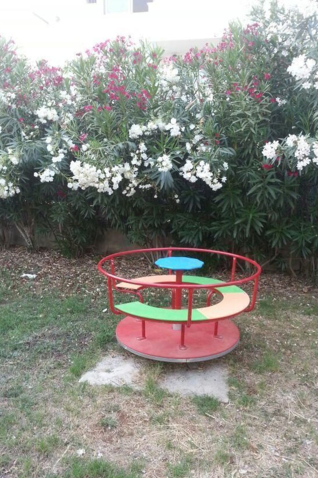 Apartment Zeus Apollo mit mölierter Terrasse-Binnen