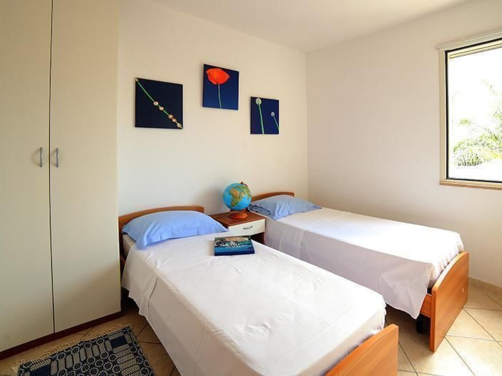 Apartment Zeus Apollo mit mölierter Terrasse