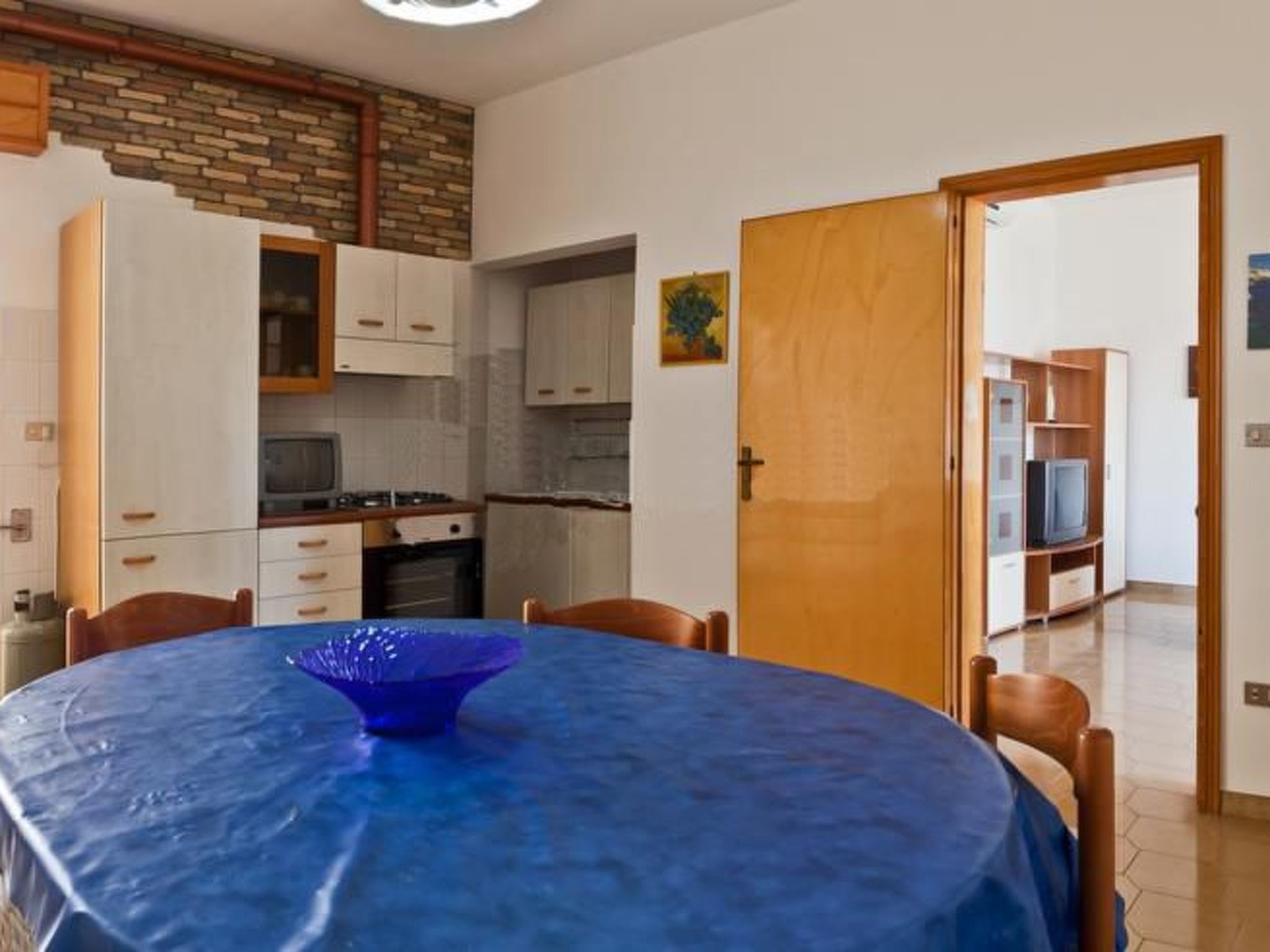 Helle Wohnung in Santa Maria al Bagno-Binnen