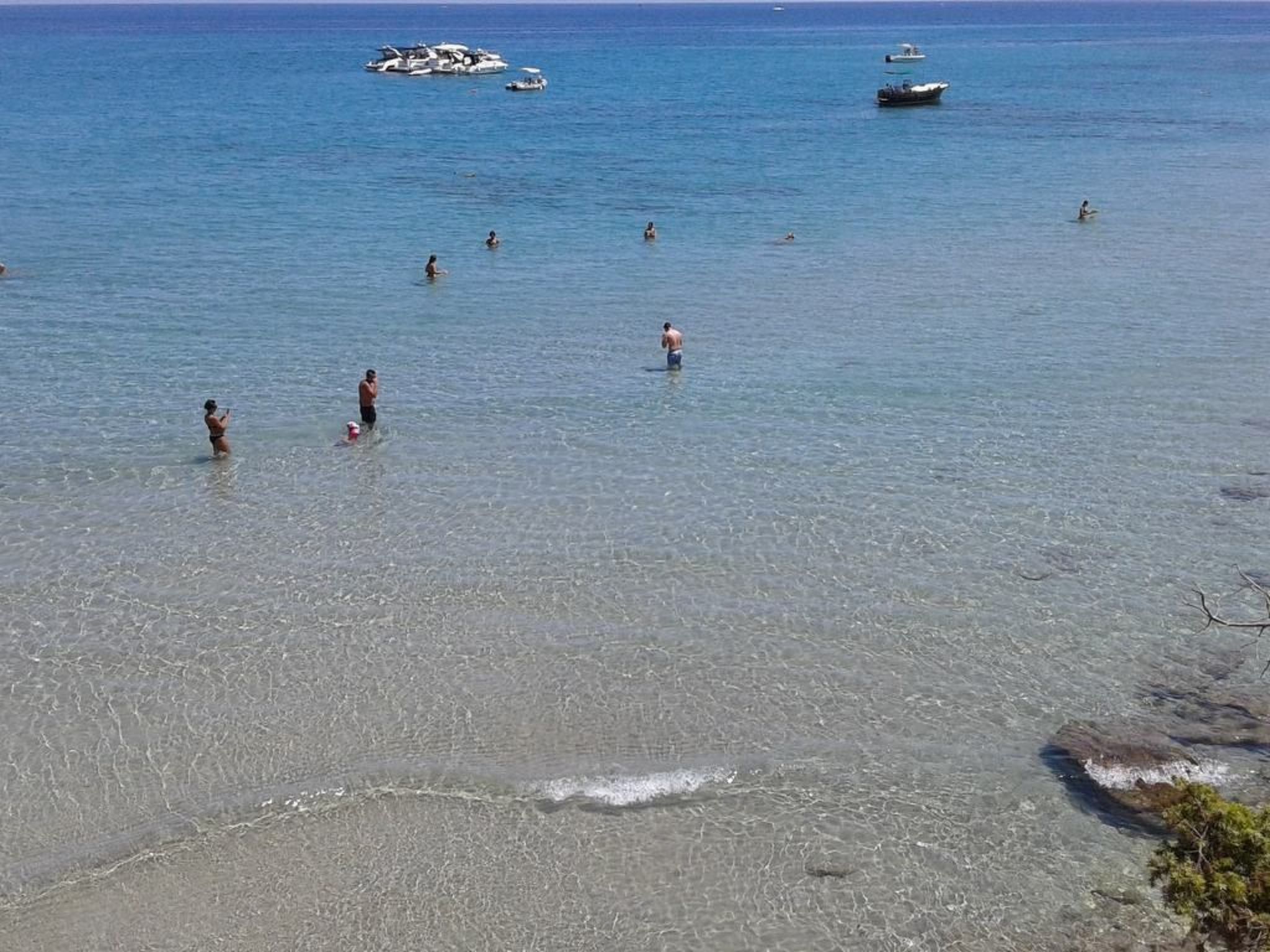 Wohnung mit Jacuzzi-Image-tags.info