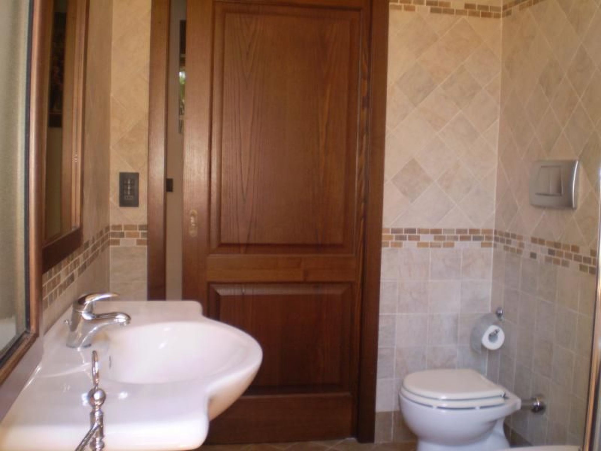 Wohnung 'The Red Brown'-Inside