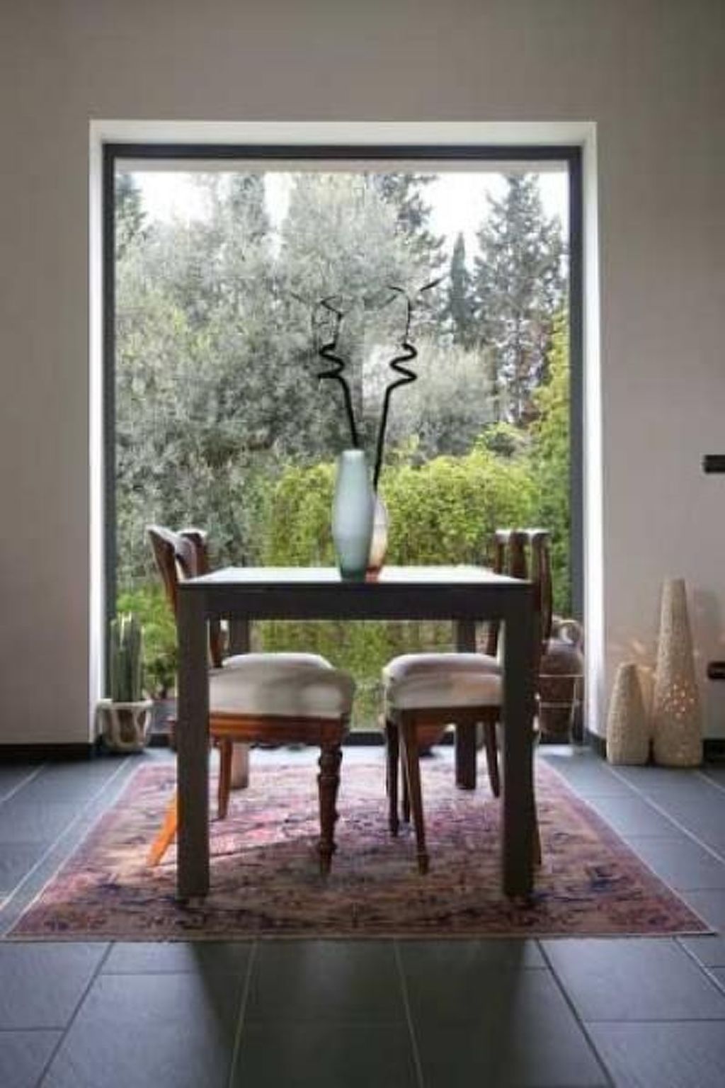 Mit Privatparkplatz-Binnen