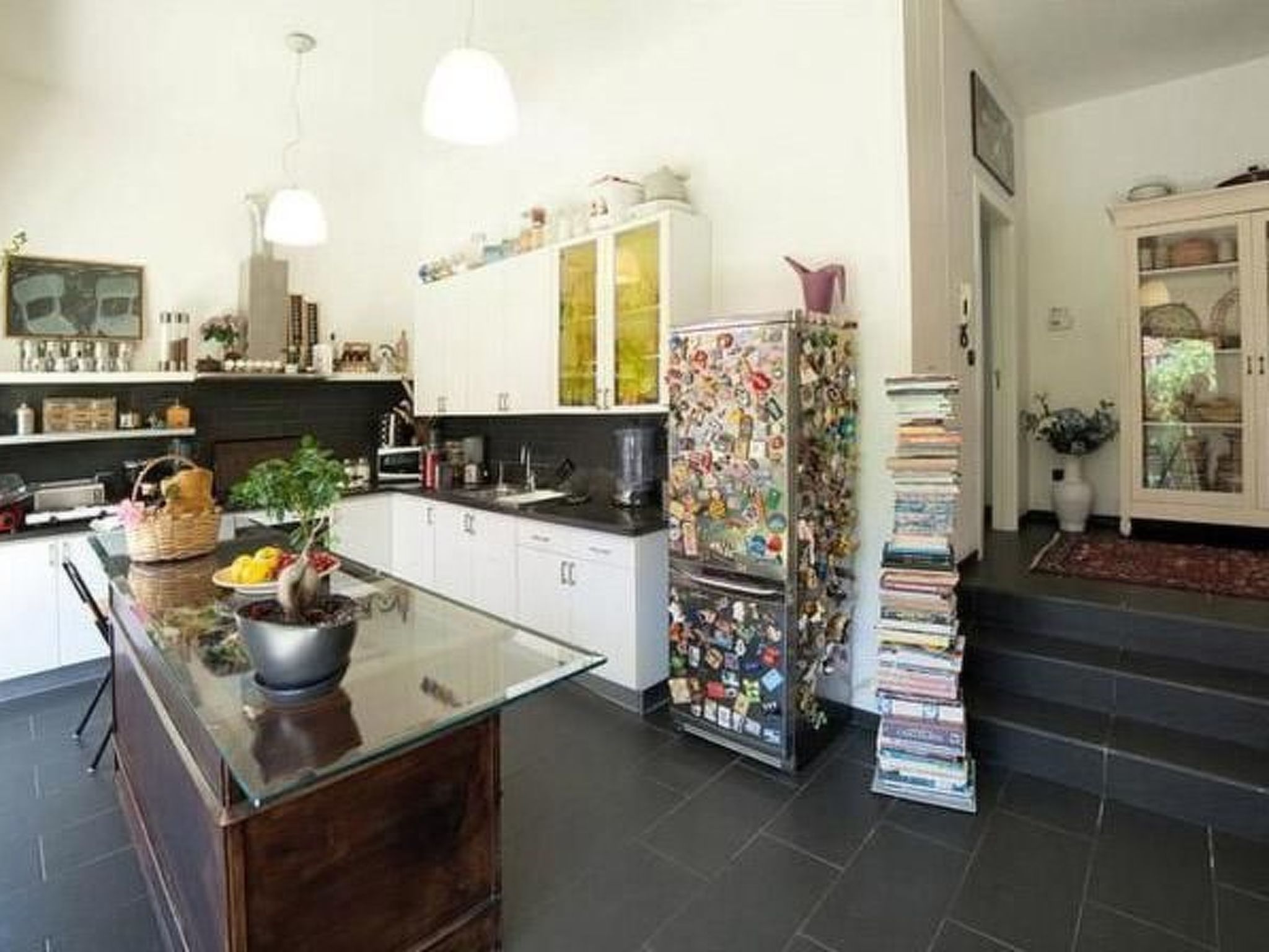 Mit Privatparkplatz-Binnen