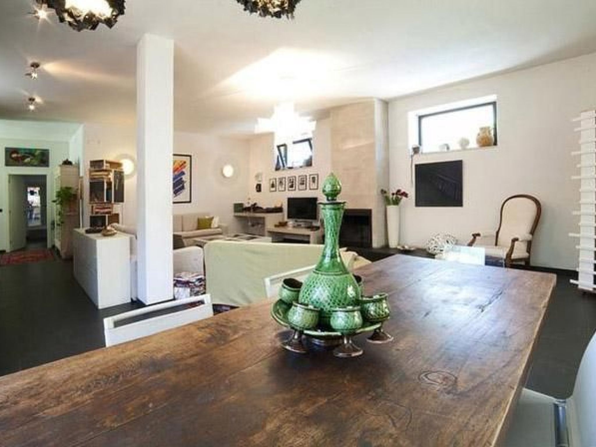 Mit Privatparkplatz-Binnen