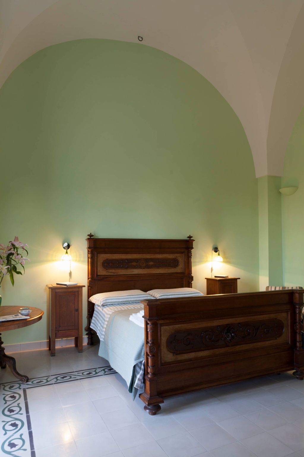 Photo of IT6835.619.1