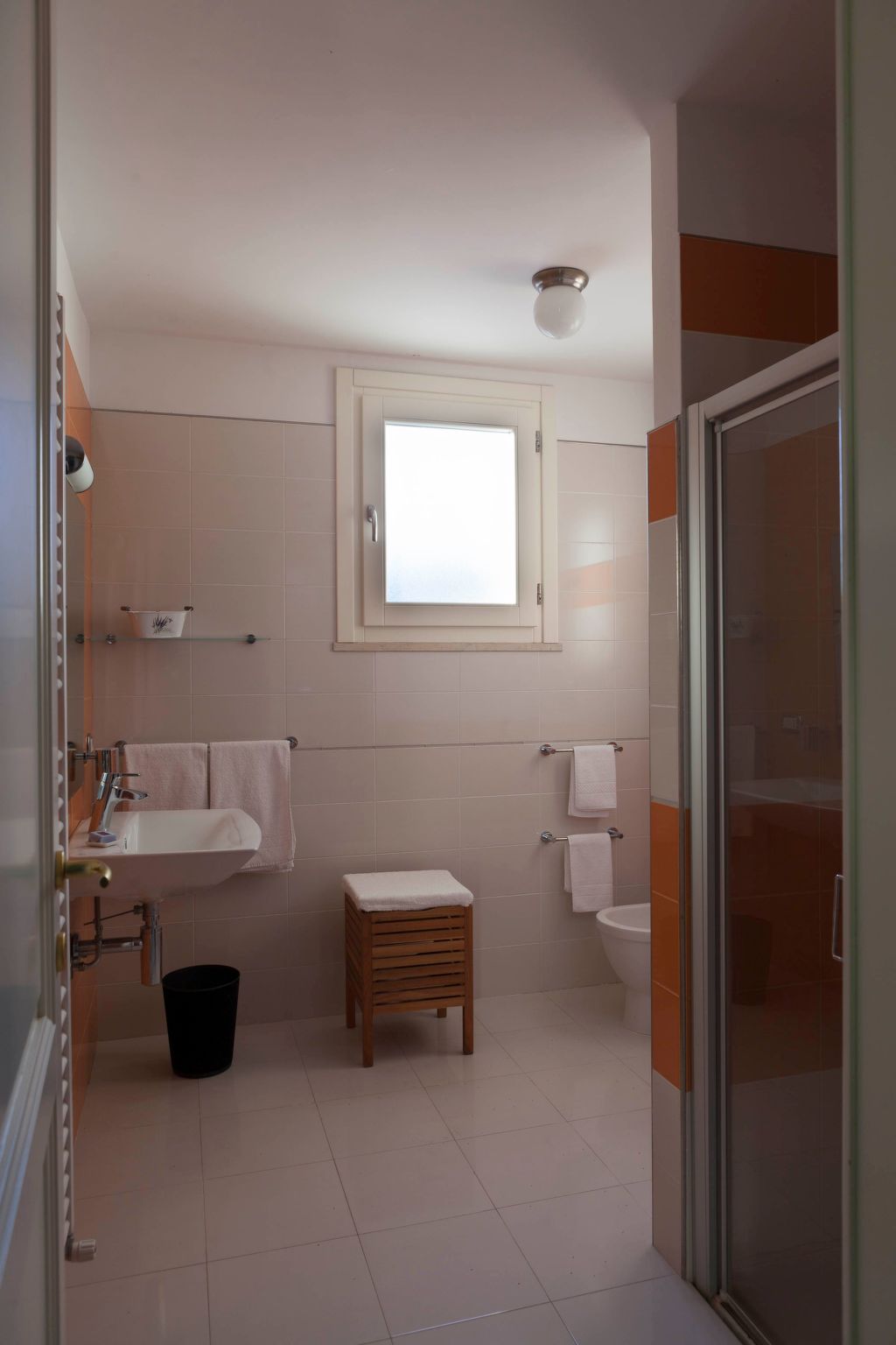 Photo of IT6835.619.1