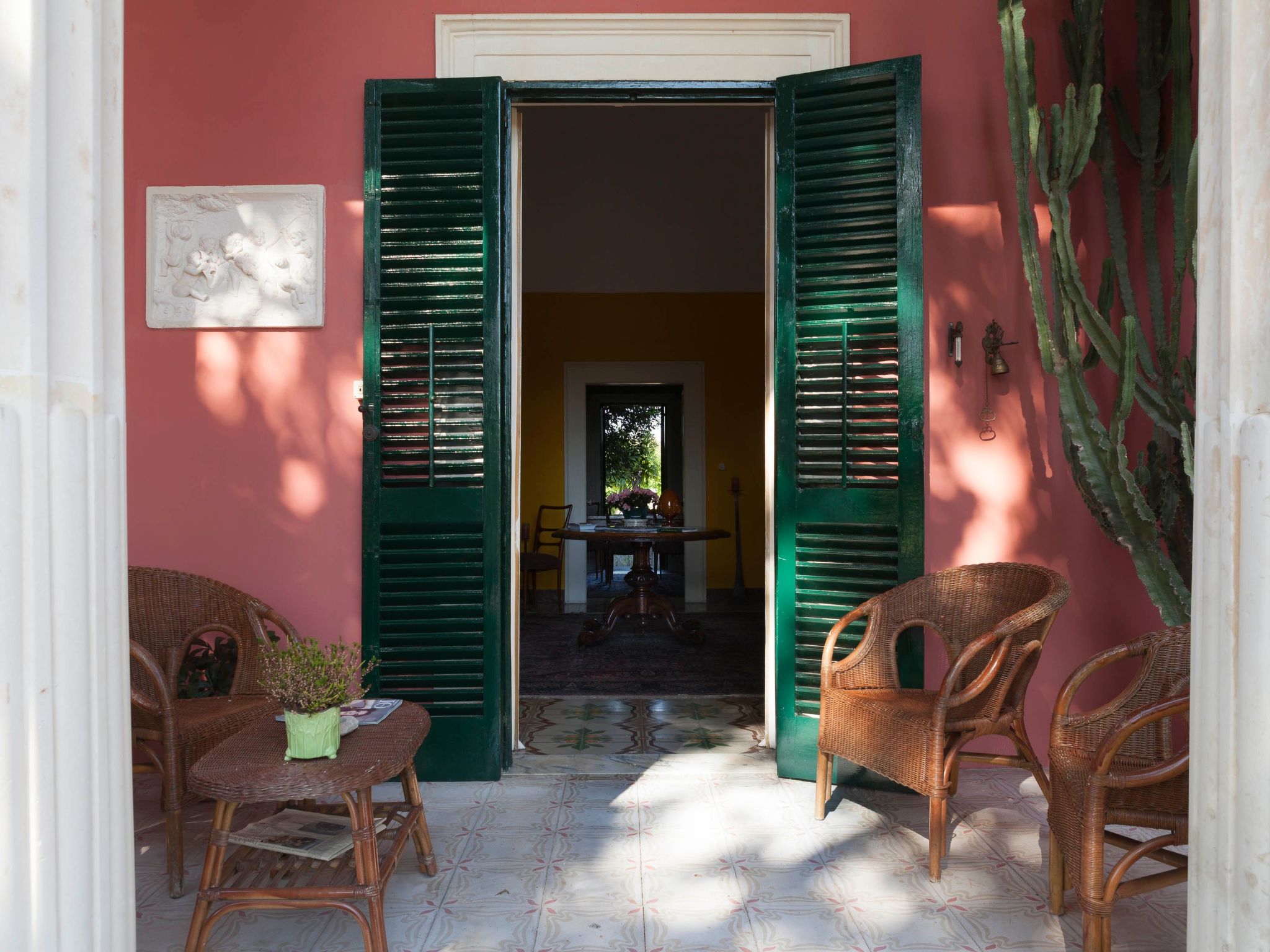 Photo of IT6835.619.1