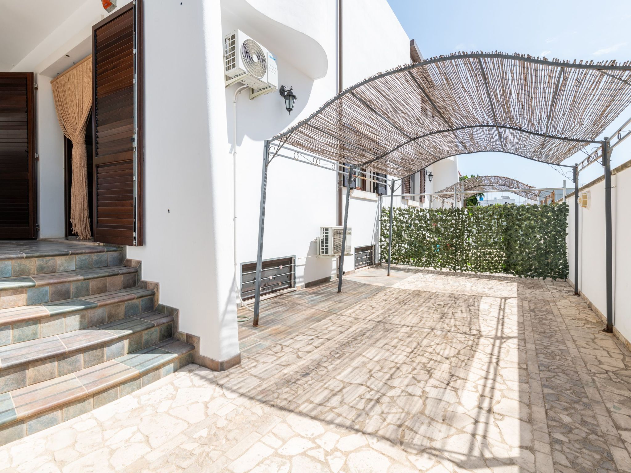 Der Meerblick von Viola-Drinnen