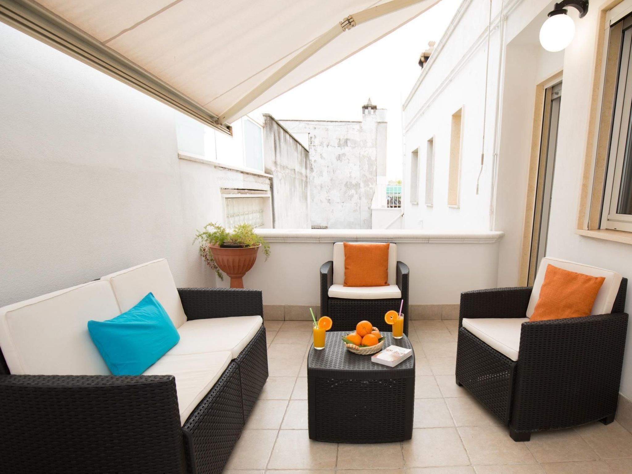 Wohnung in Carovigno mit Terrasse und Grill-Binnen