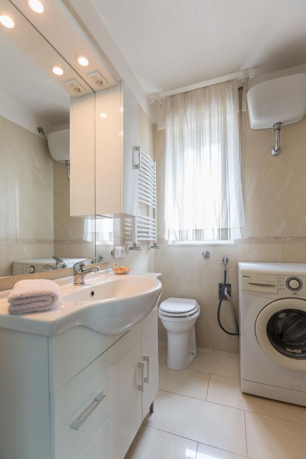 Wohnung in Carovigno mit Terrasse und Grill-Binnen