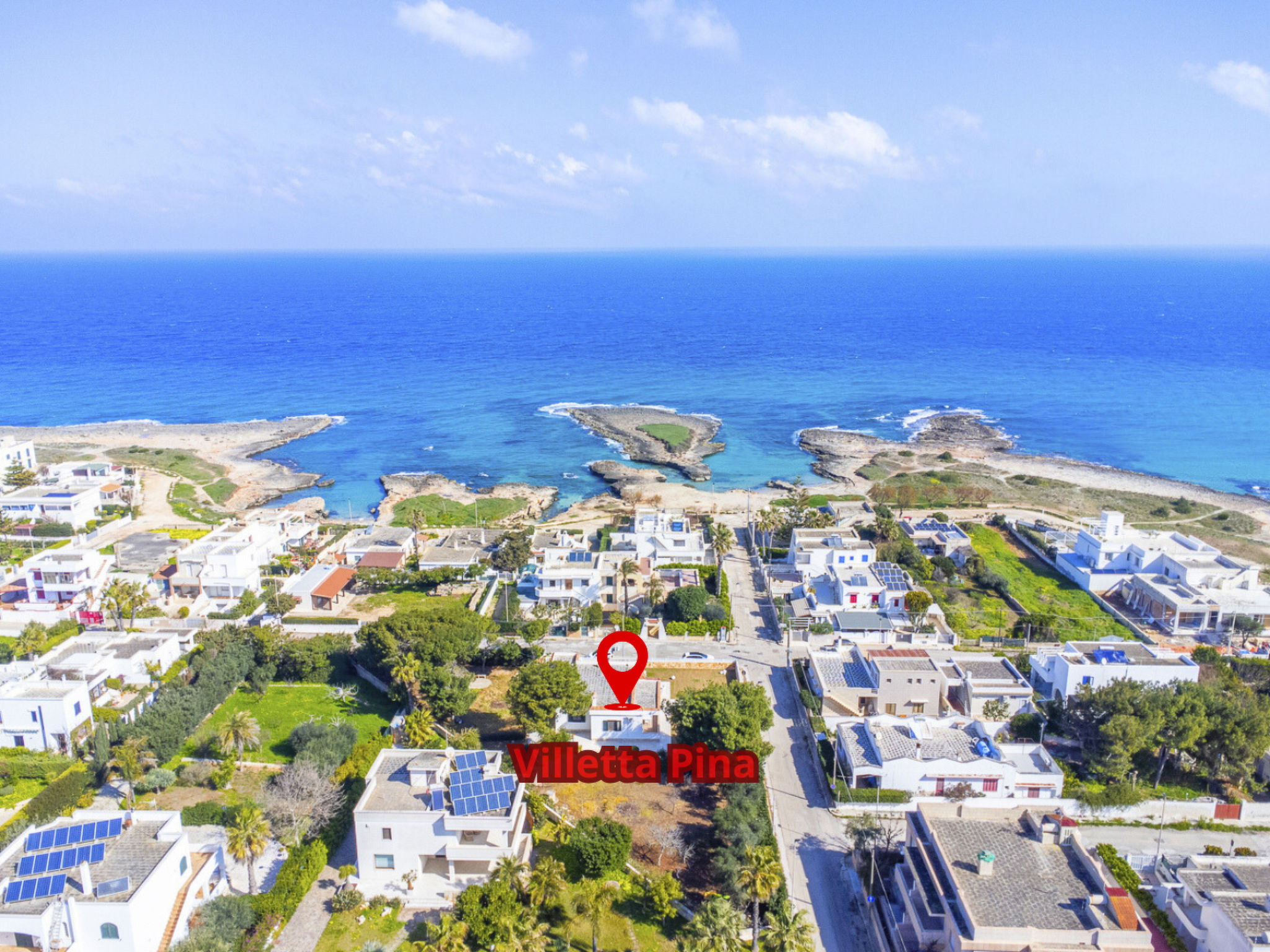 Villetta Pina is een volledig onafhankelijk vakantiehuis met 8 slaapkamers, op 50 meter van de prachtige stranden van Torre Santa Sabina, functioneel ingericht voor reizigers van over de hele wereld.
..