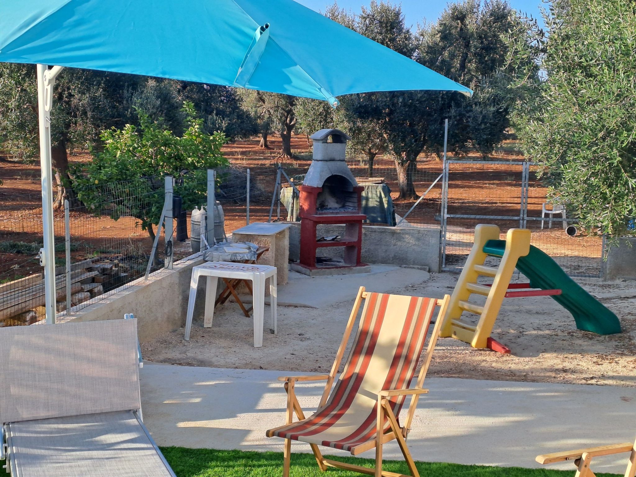 Bauernhof mit Schwimmbad und Babypark Brindisi am Meer-Binnen