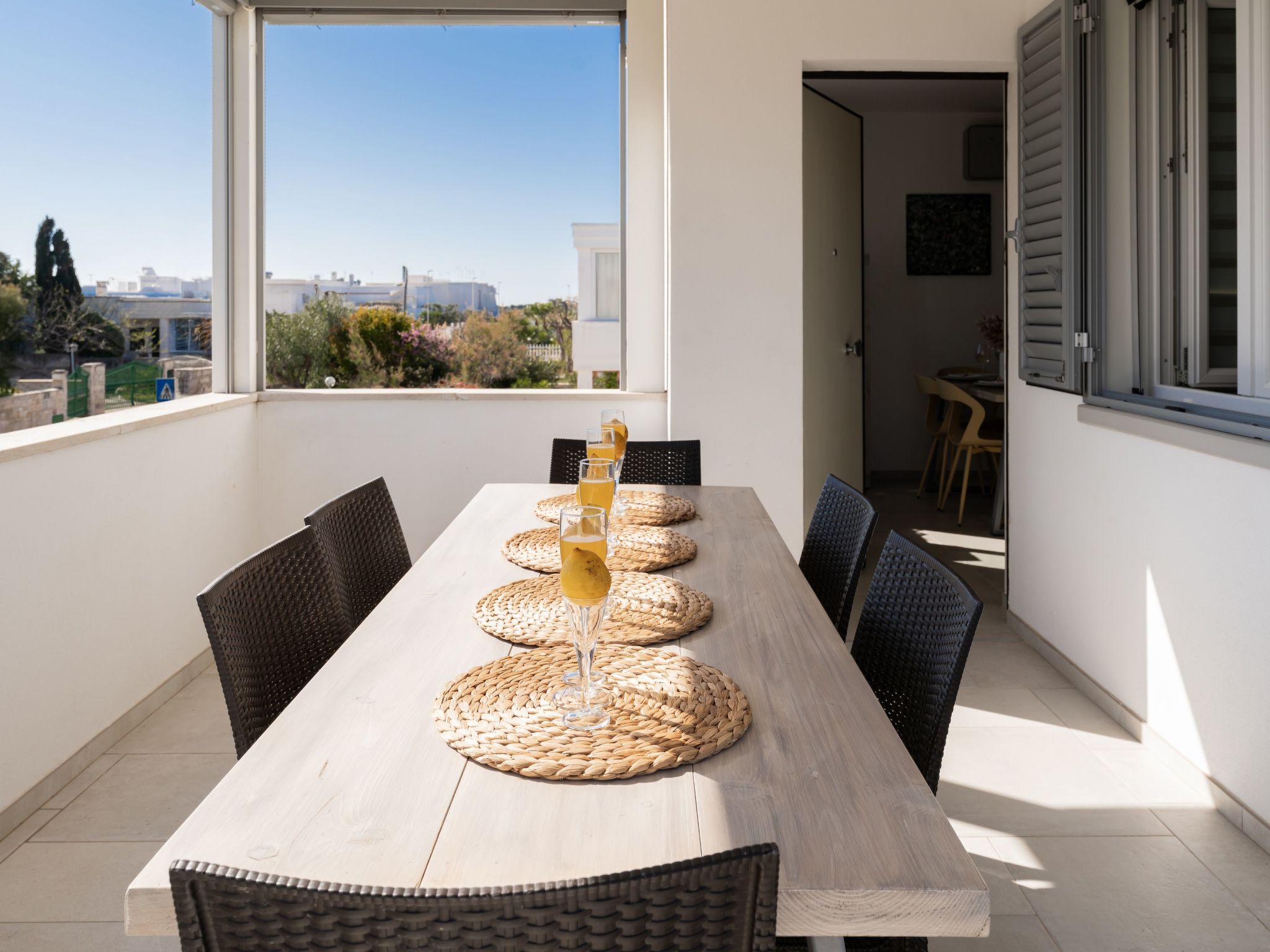 'Connie's House-Binnen