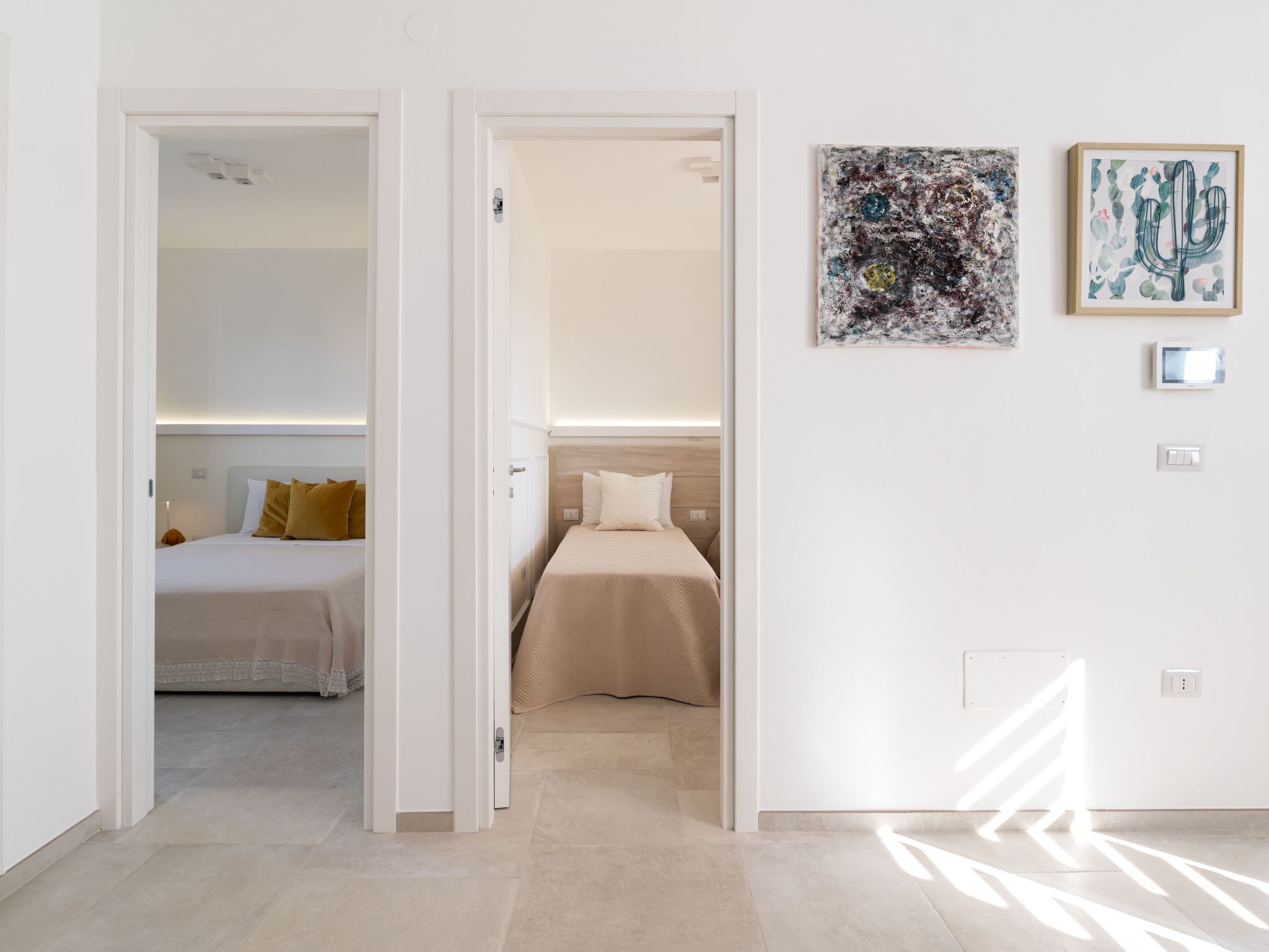 'Connie's House-Binnen