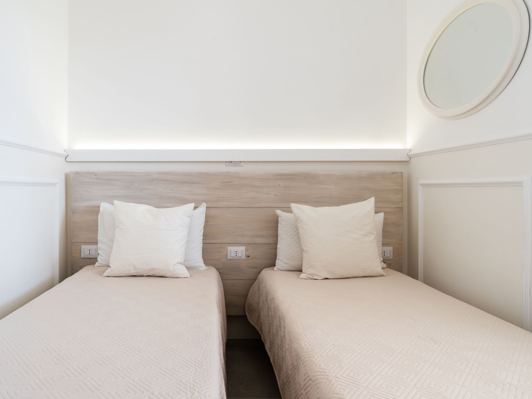 'Connie's House-Binnen