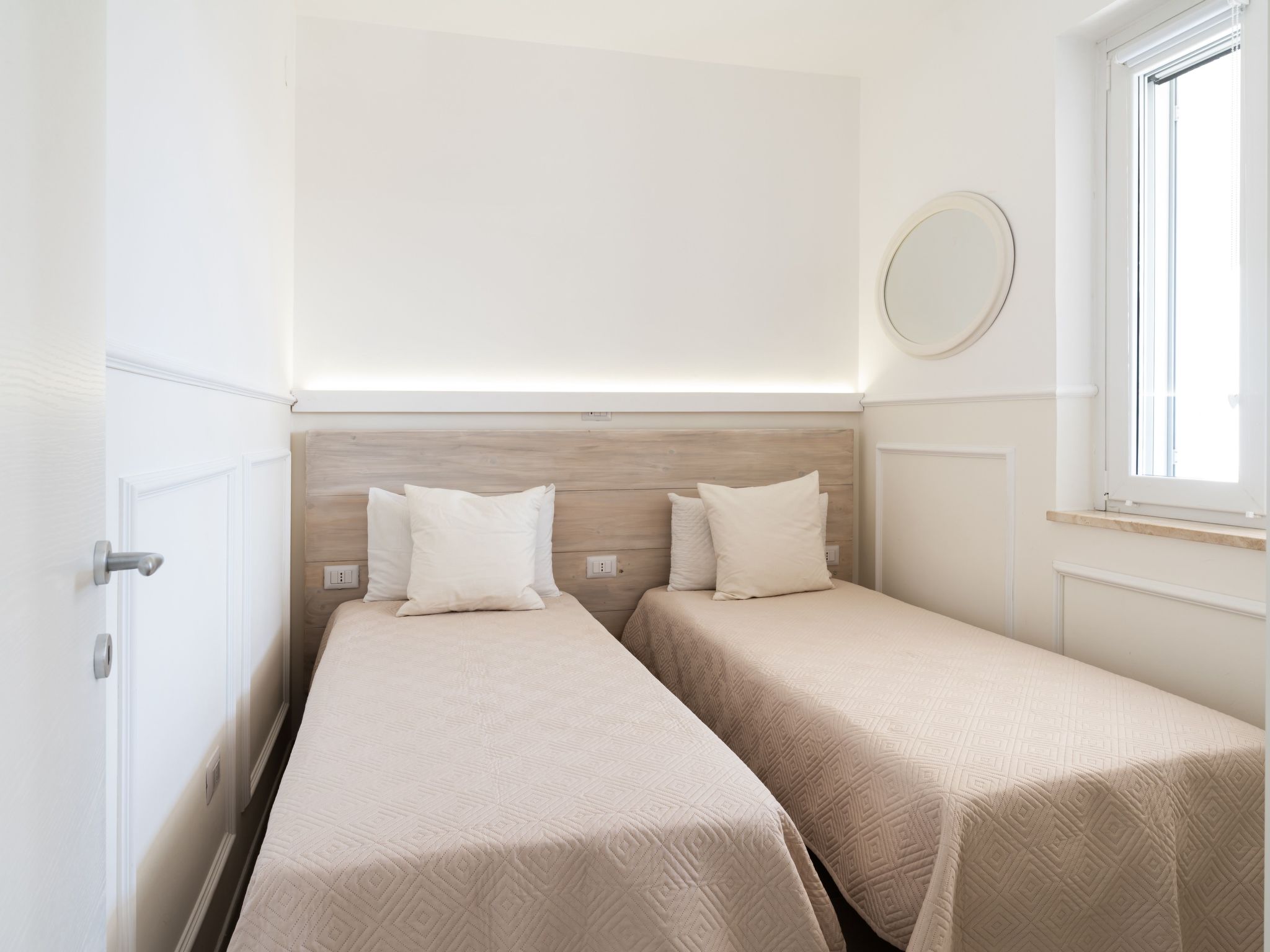 'Connie's House-Binnen