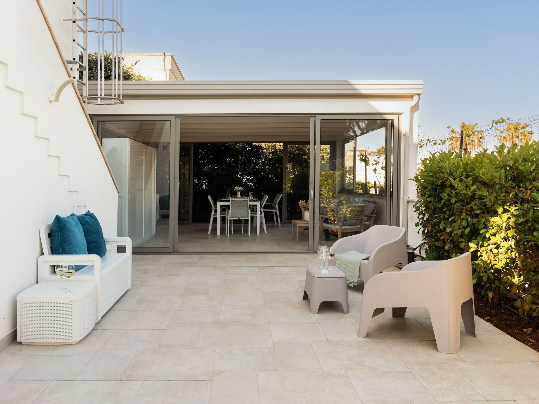 'Connie's House-Binnen