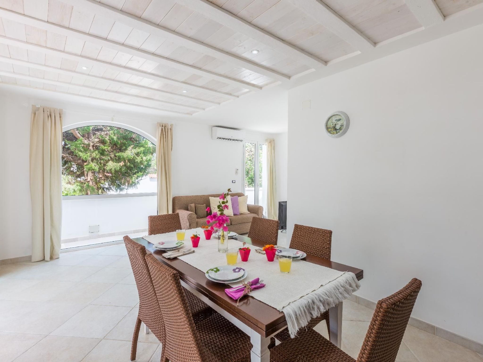 Weißes Haus im Salento-Binnen