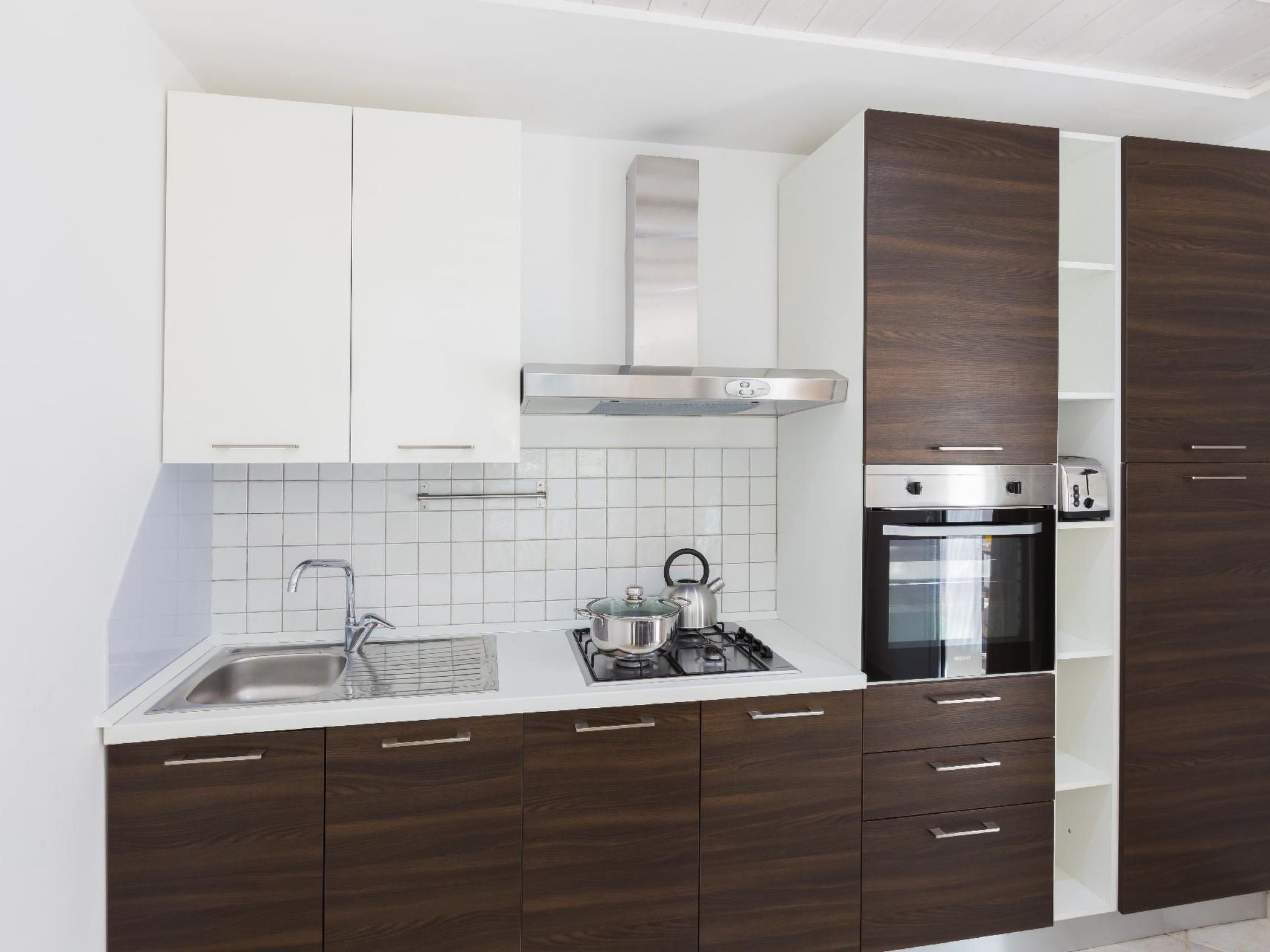 Weißes Haus im Salento-Binnen