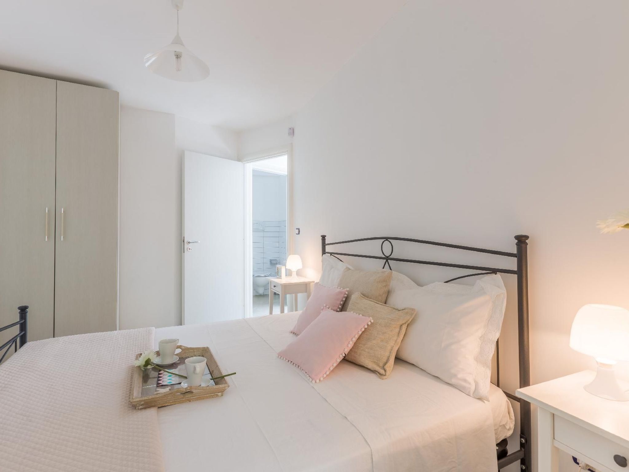 Weißes Haus im Salento-Binnen