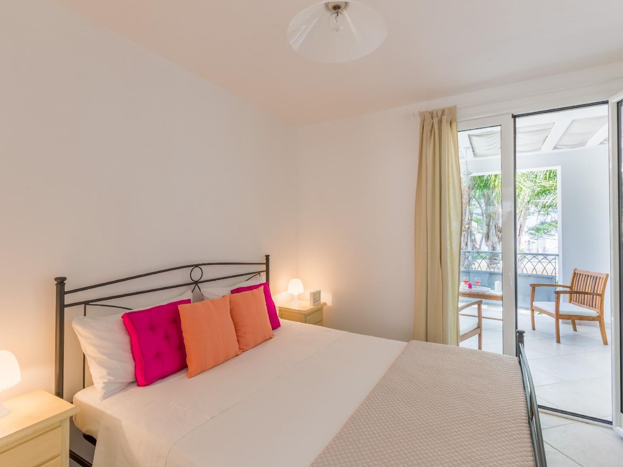 Weißes Haus im Salento-Binnen