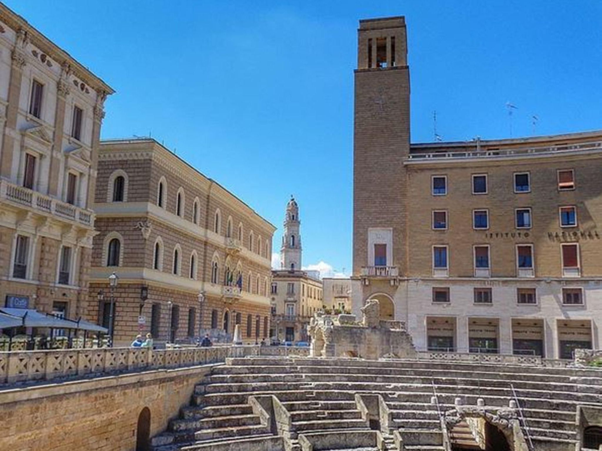 Weißes Haus im Salento-Binnen
