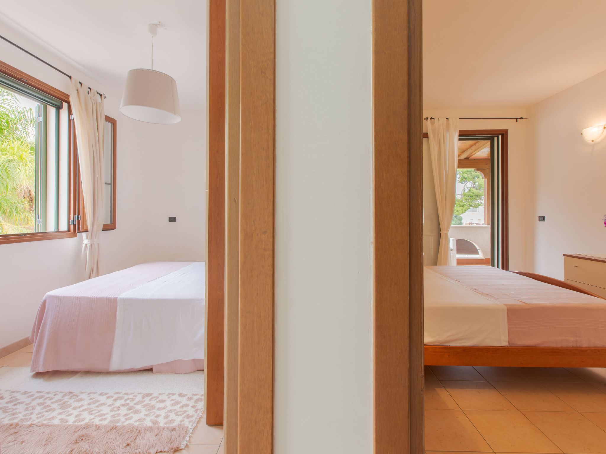 Flacher Rasen rechts-Drinnen