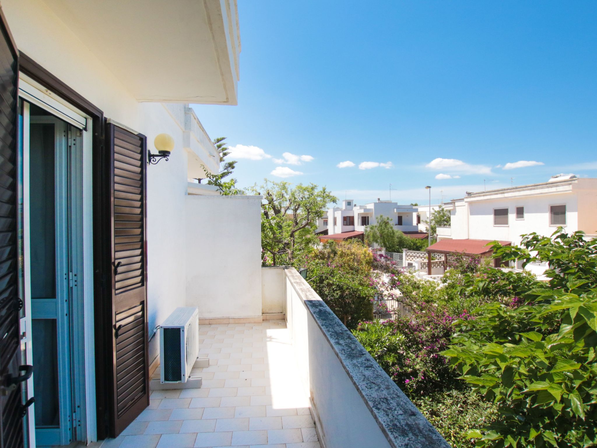 Villa 'Irene' mit Garten, Terrasse und Grill-Binnen