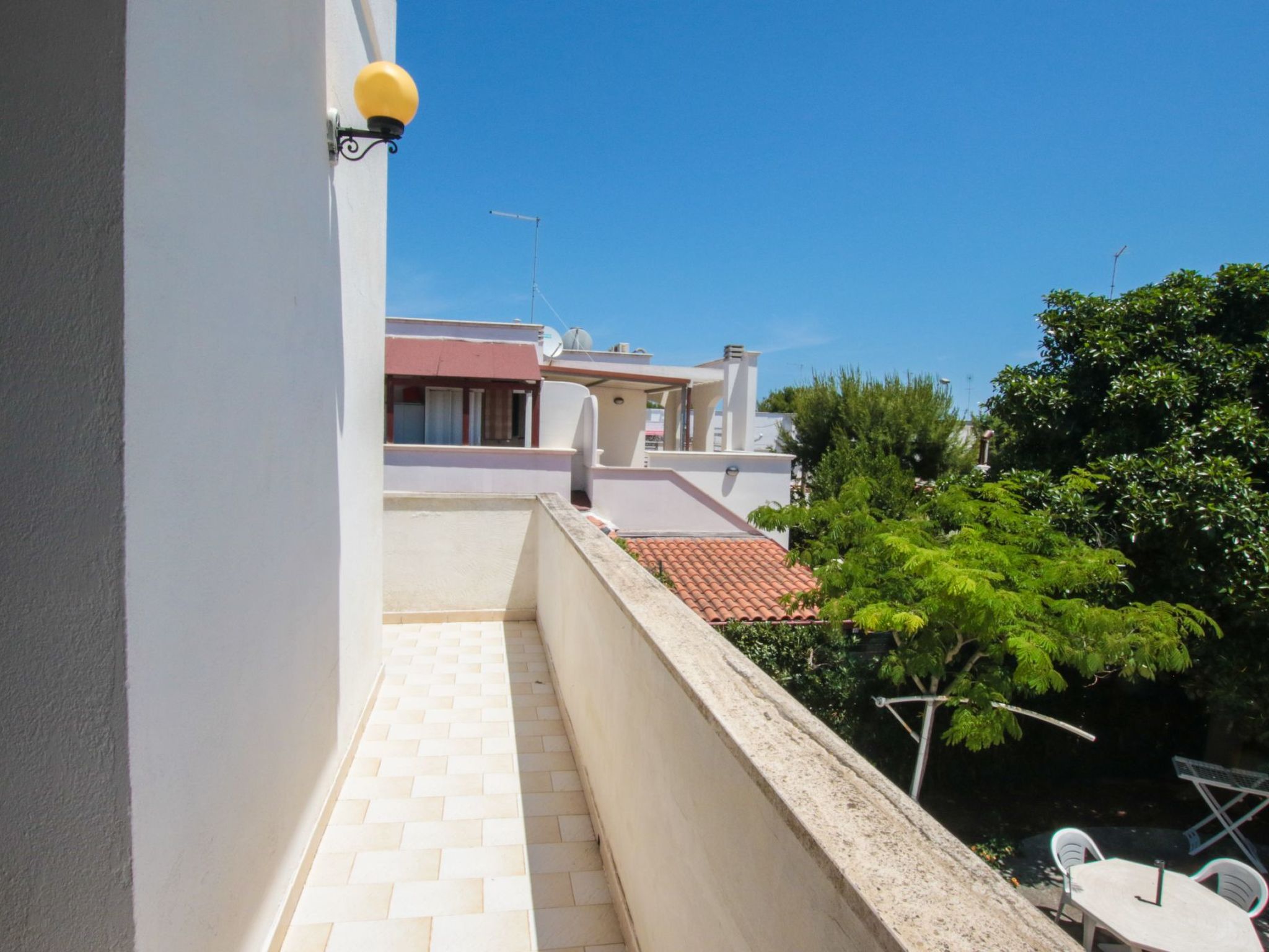 Villa 'Irene' mit Garten, Terrasse und Grill-Binnen