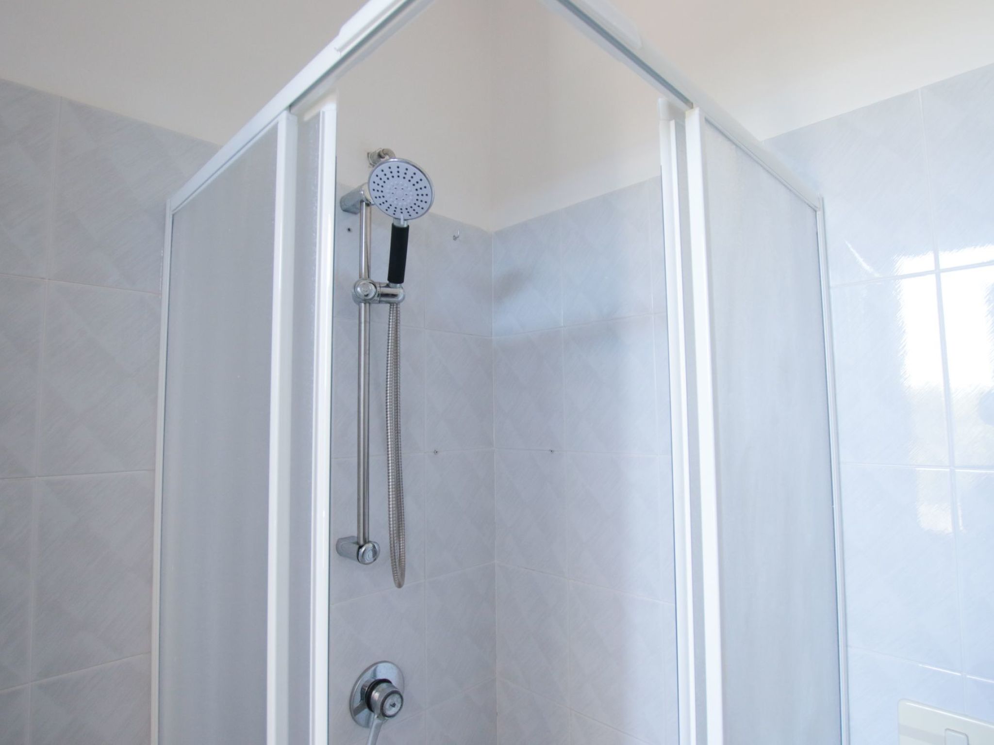 Villa 'Irene' mit Garten, Terrasse und Grill-Binnen