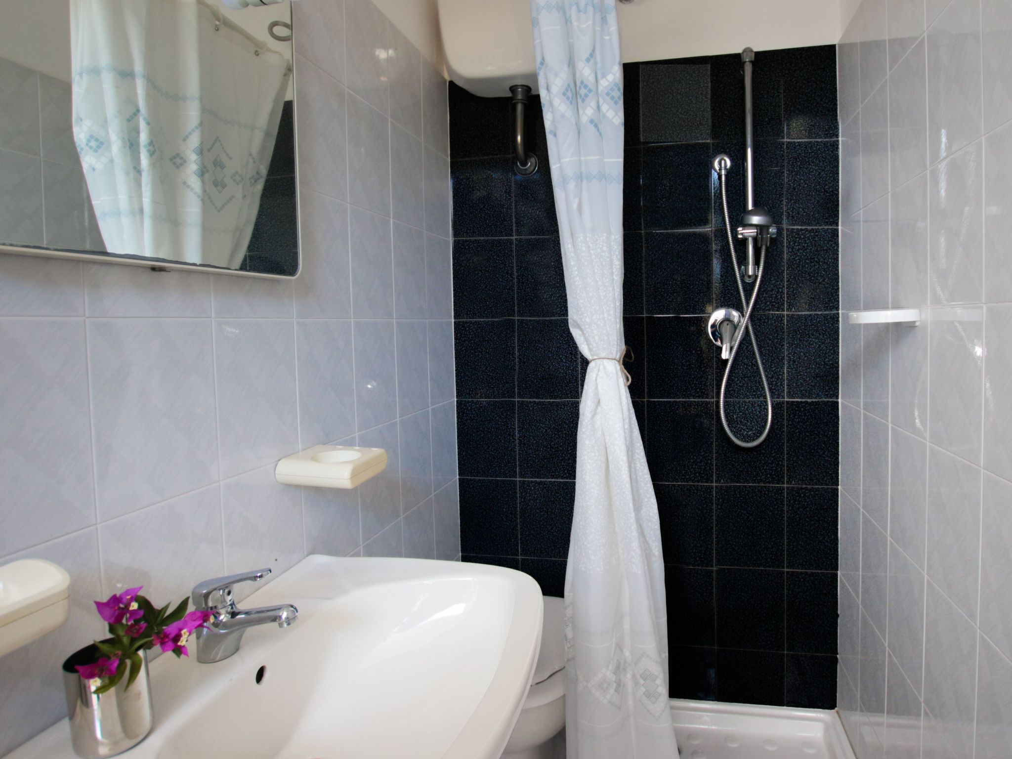 Villa 'Irene' mit Garten, Terrasse und Grill-Binnen