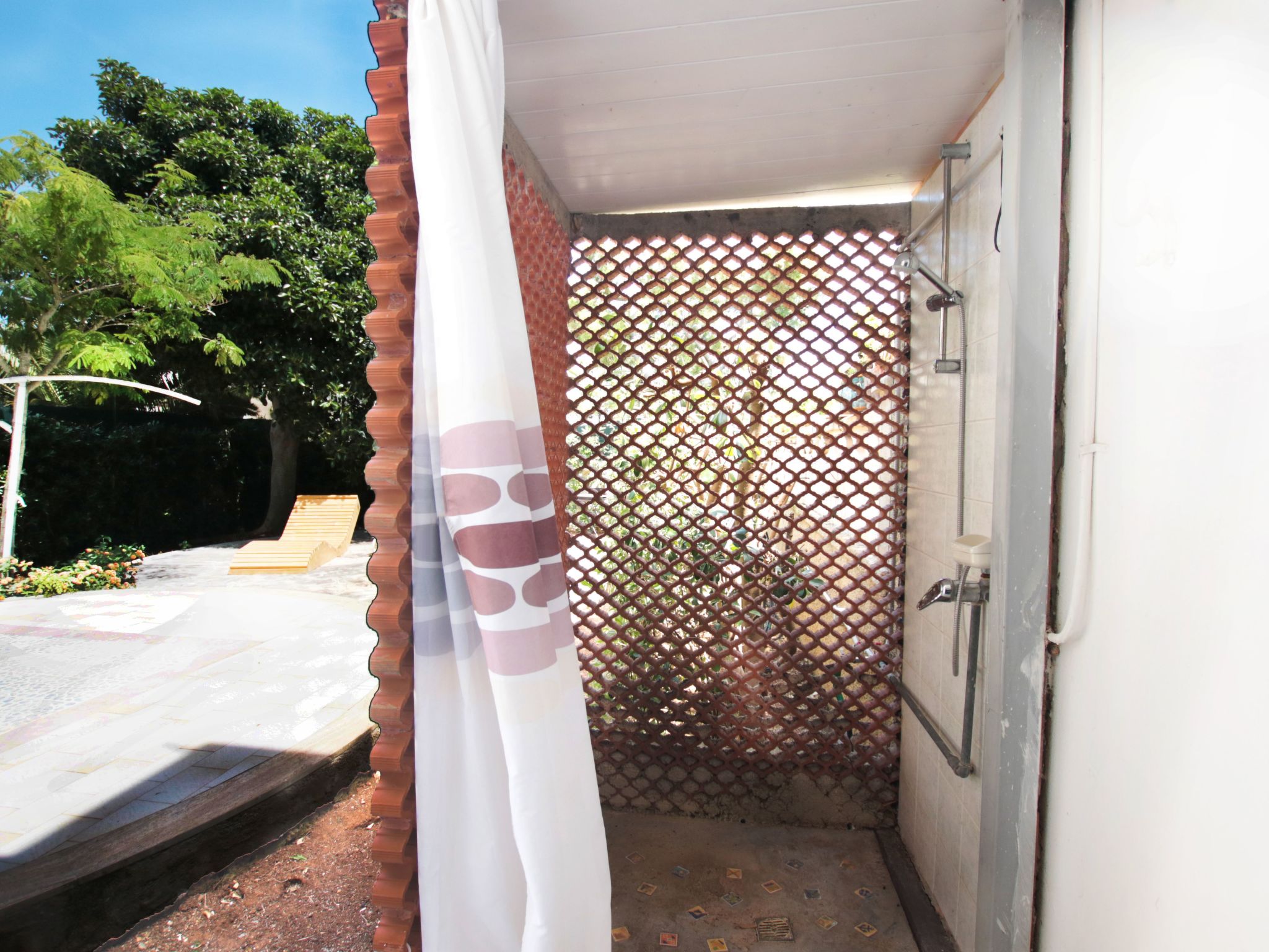 Villa 'Irene' mit Garten, Terrasse und Grill-Binnen