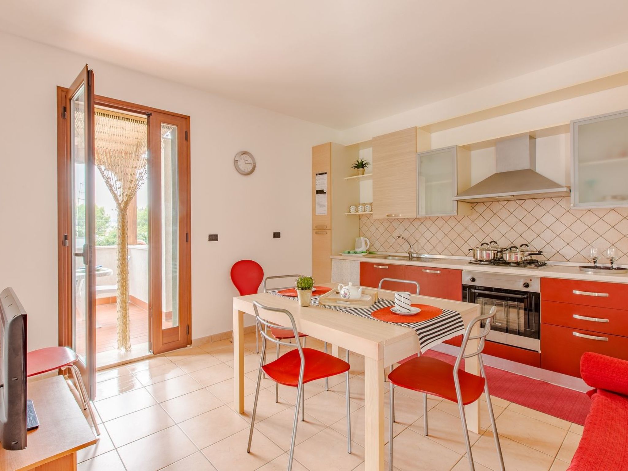 Flacher Rasen links-Binnen