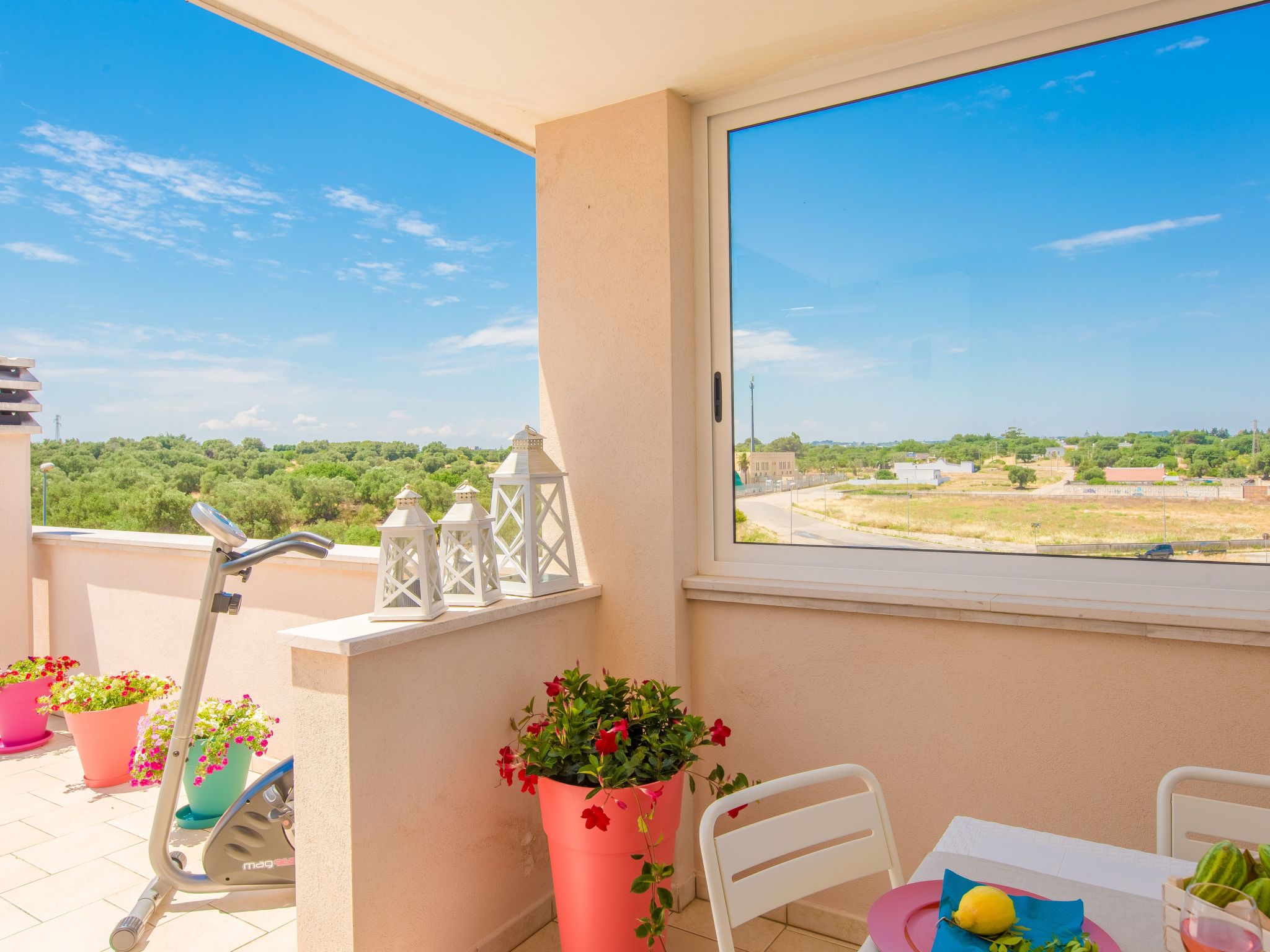 Die Wolke auf den Pedalen-Drinnen