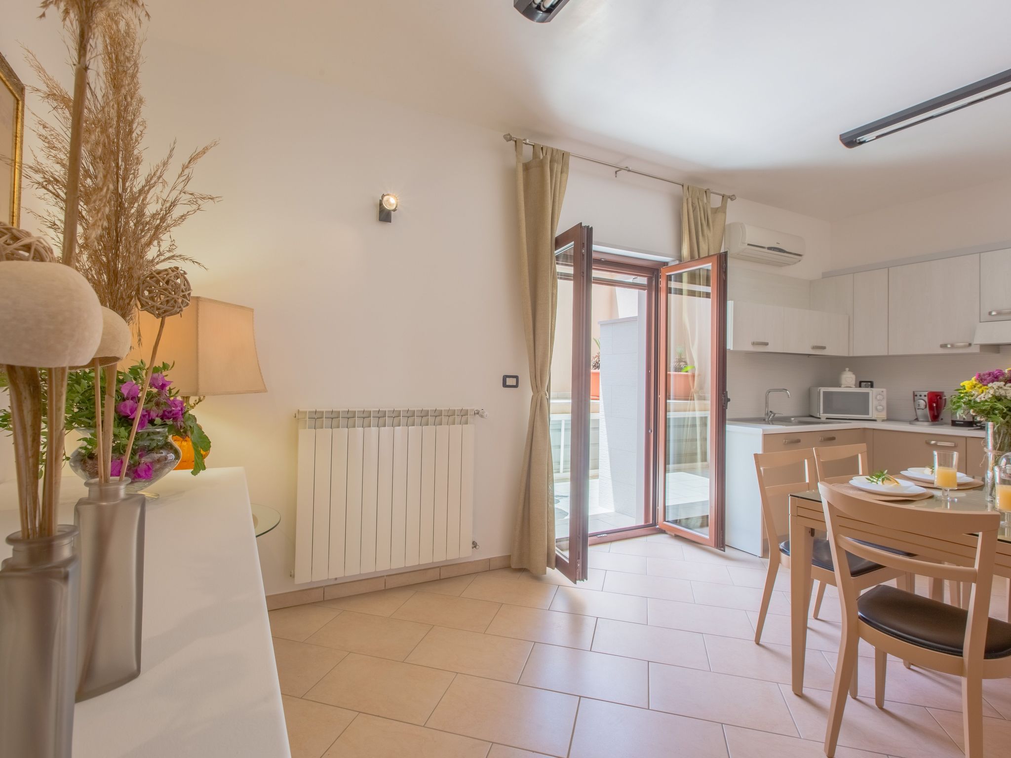 Die Wolke auf den Pedalen-Drinnen